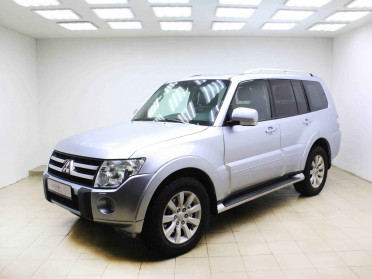 Mitsubishi Pajero, IV