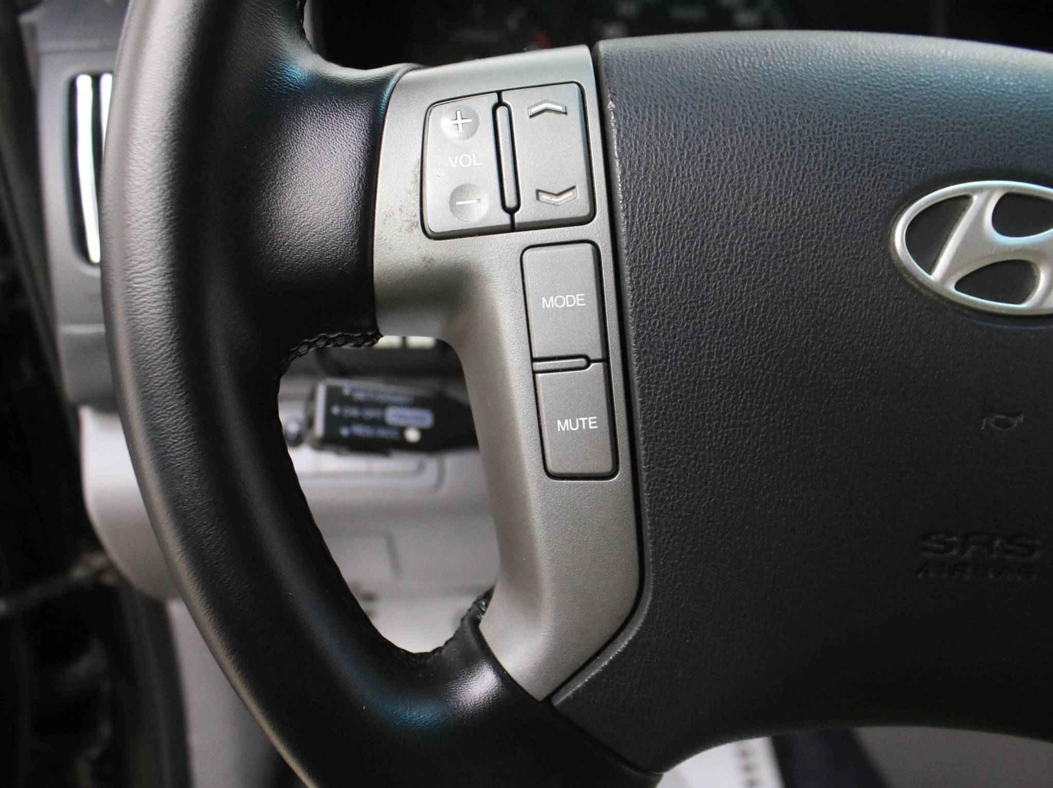 Hyundai Grand Starex, I