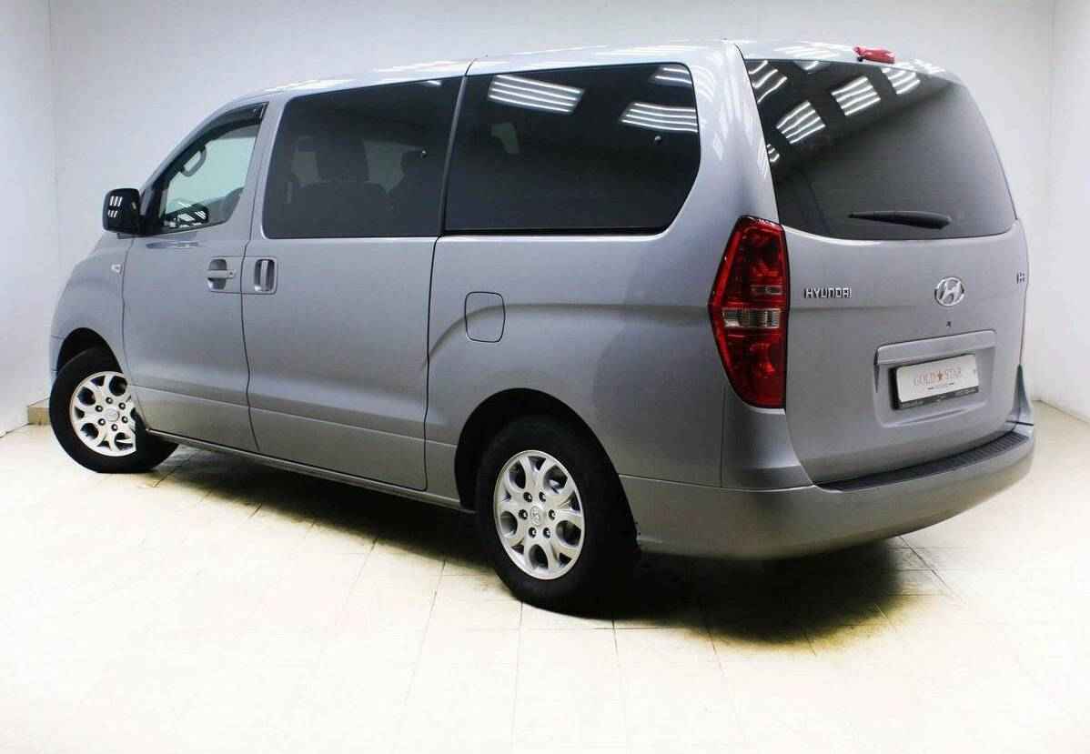 Hyundai H-1, II