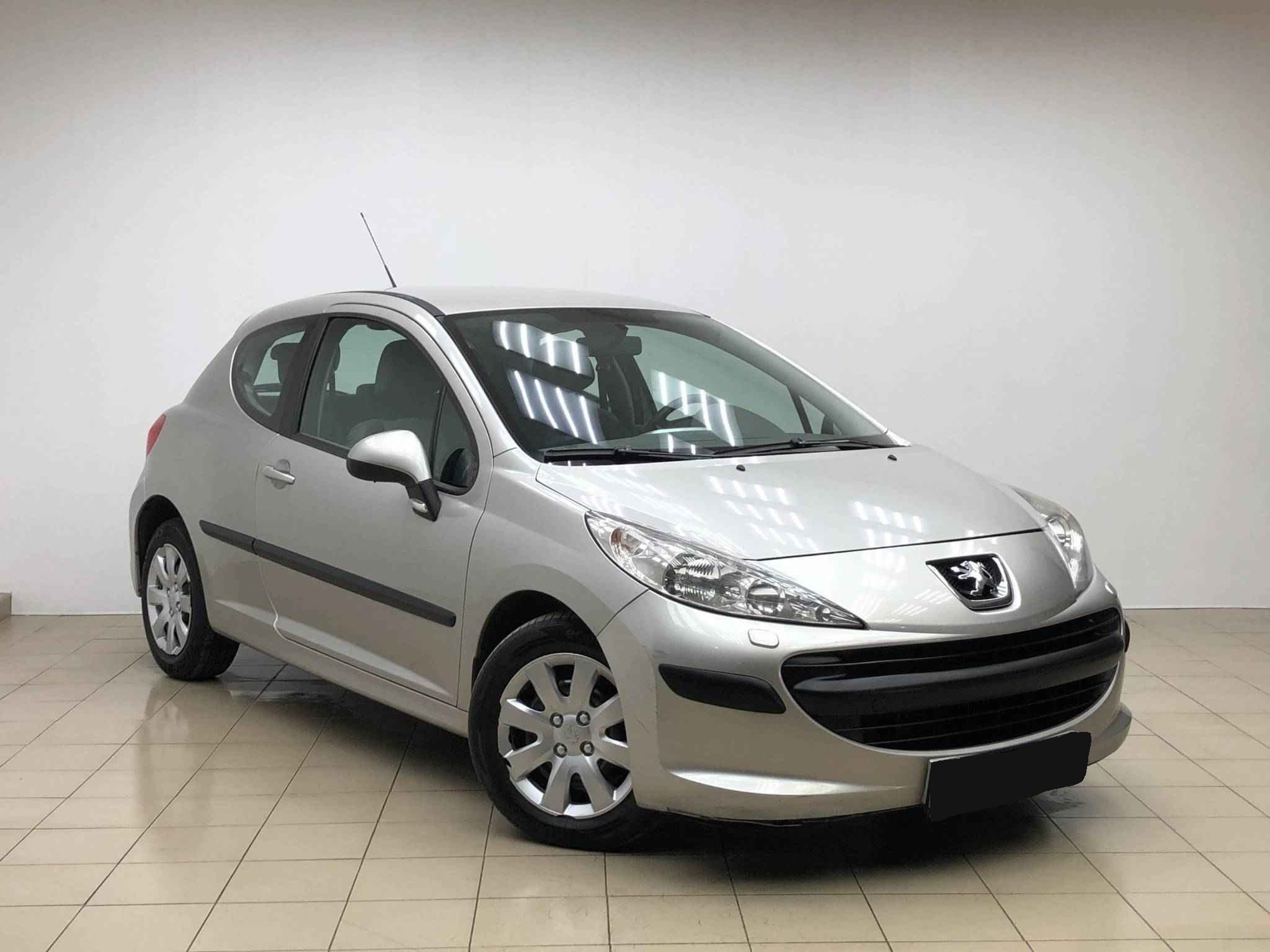Peugeot 207, I