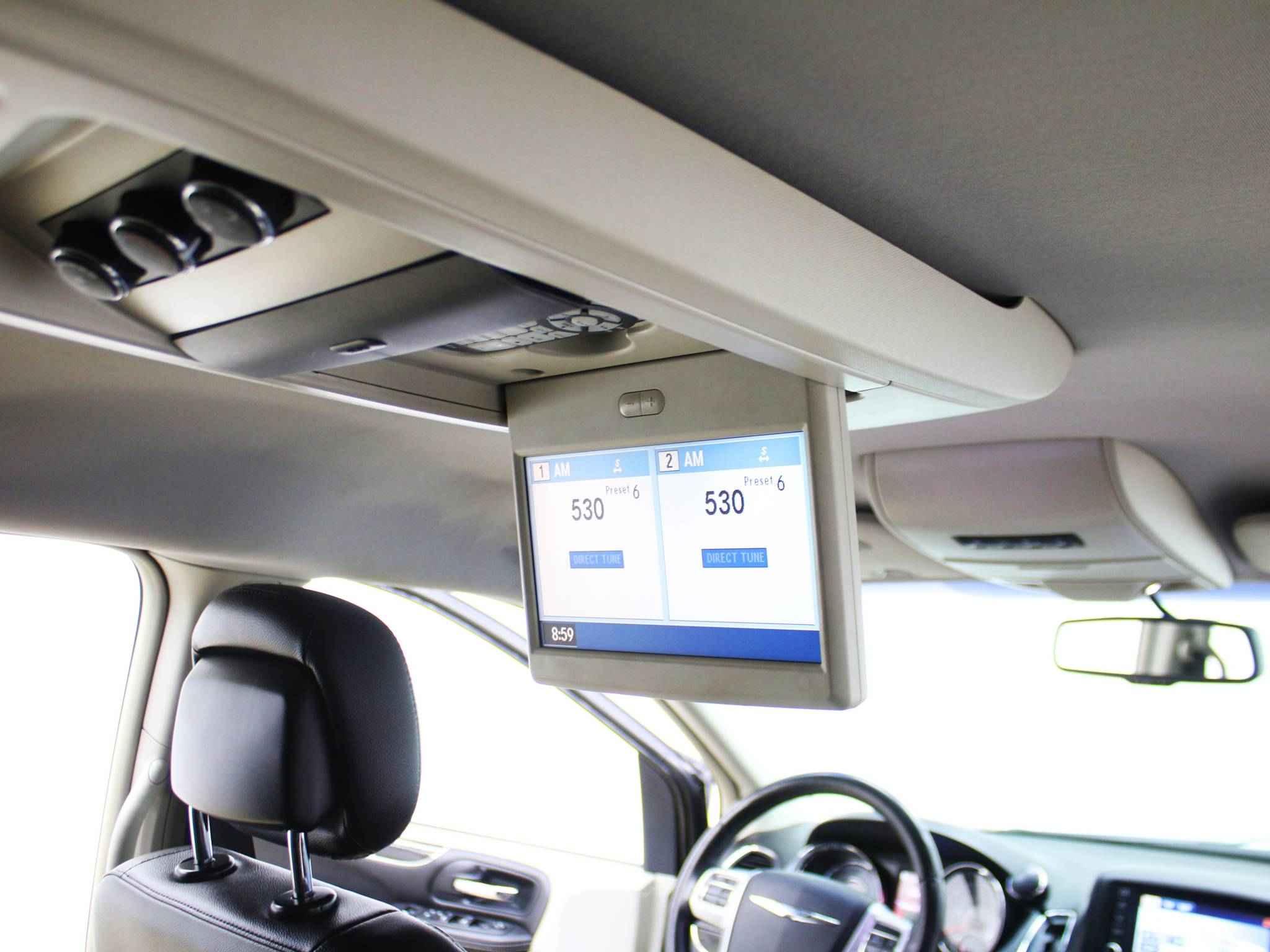 Chrysler Town & Country, V Рестайлинг