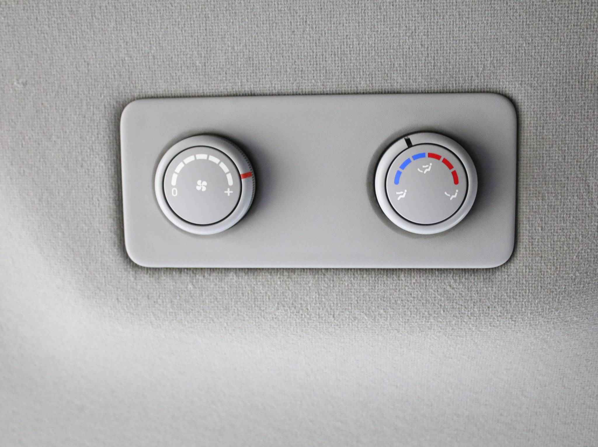 Hyundai Grand Starex, I