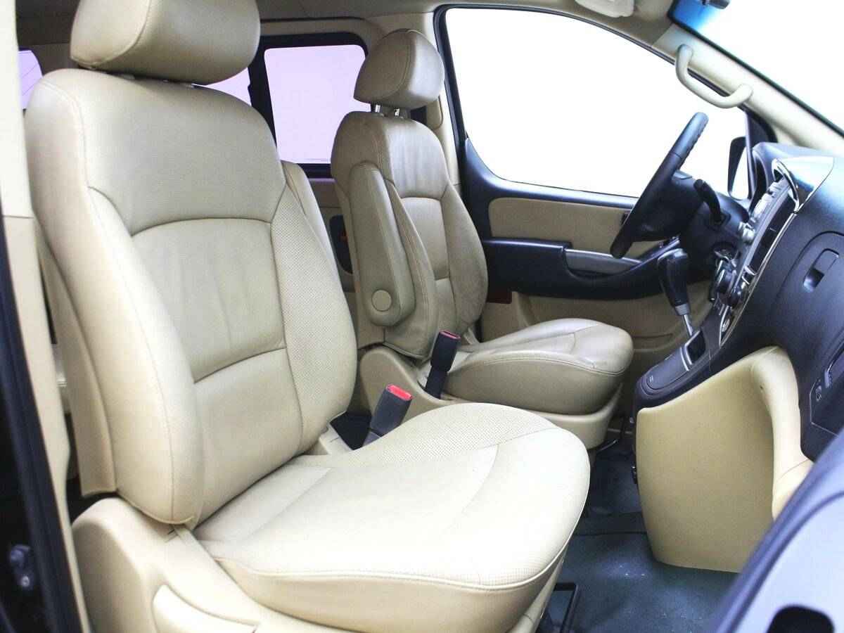 Hyundai Grand Starex, I