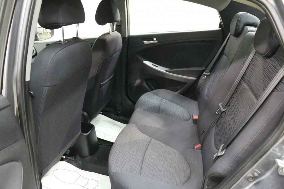 Hyundai Solaris, I Рестайлинг