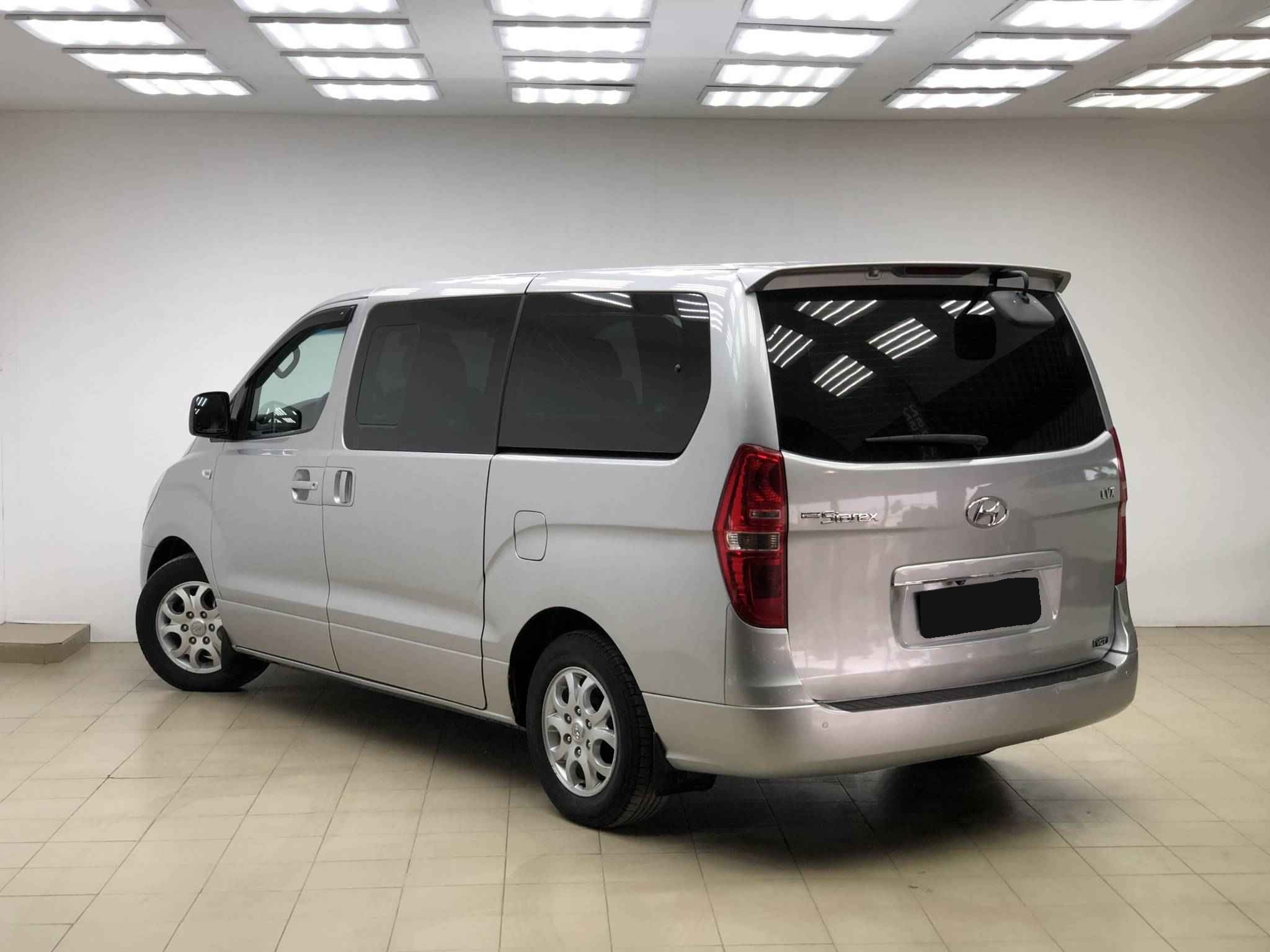 Hyundai Grand Starex, I