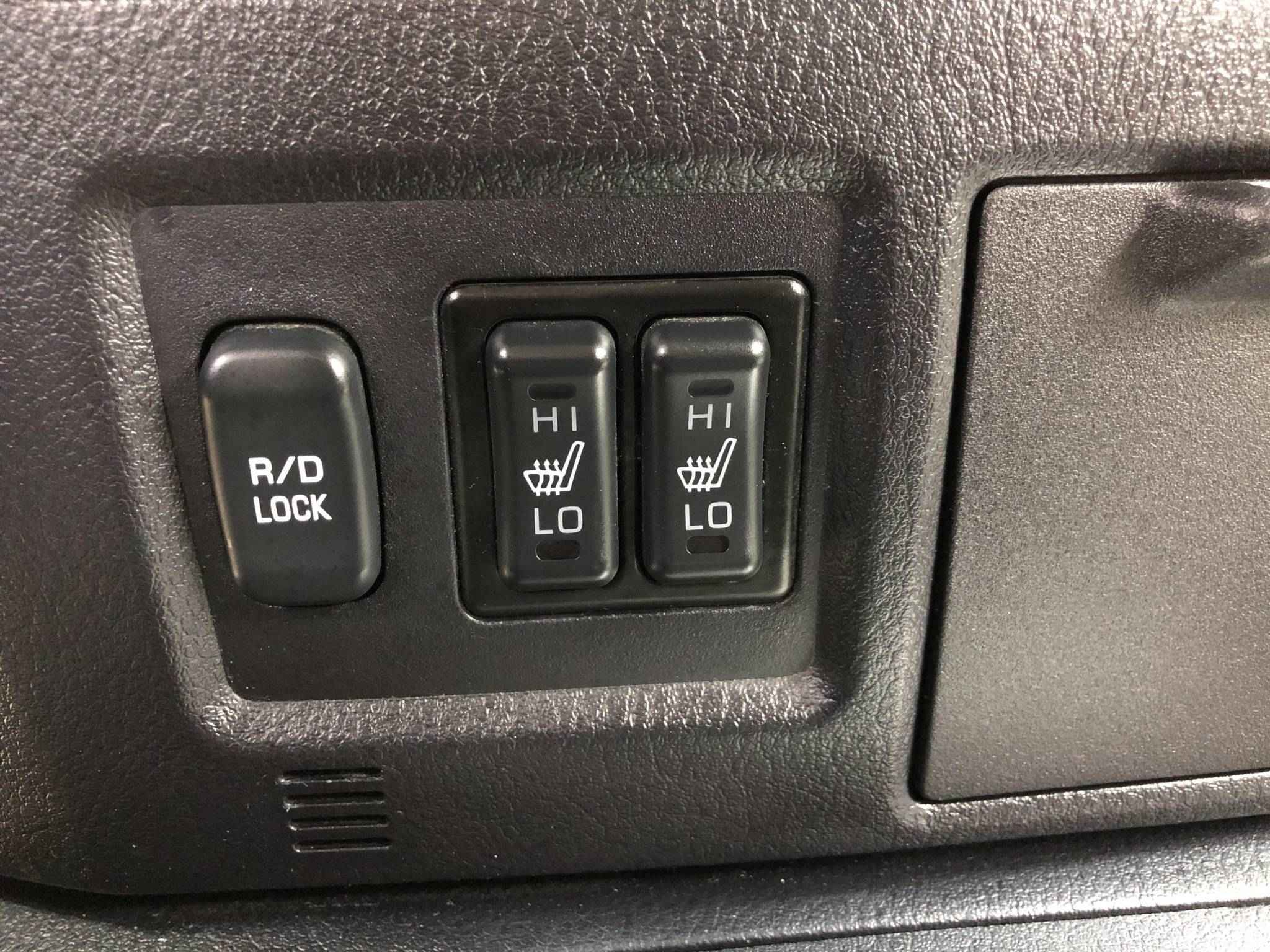 Mitsubishi Pajero, IV