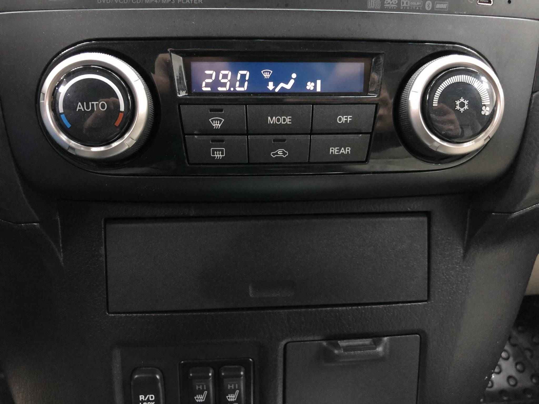 Mitsubishi Pajero, IV