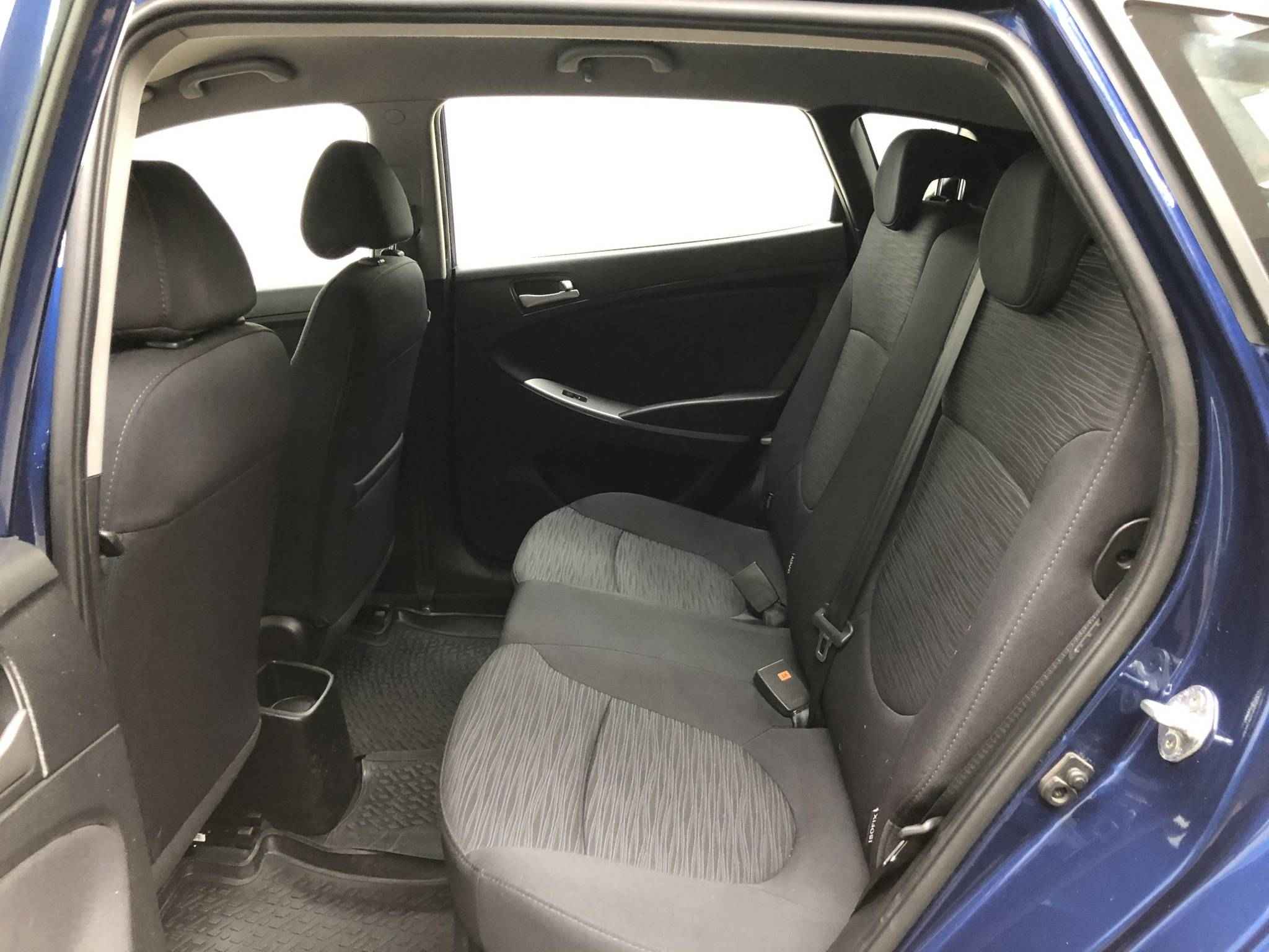 Hyundai Solaris, I Рестайлинг