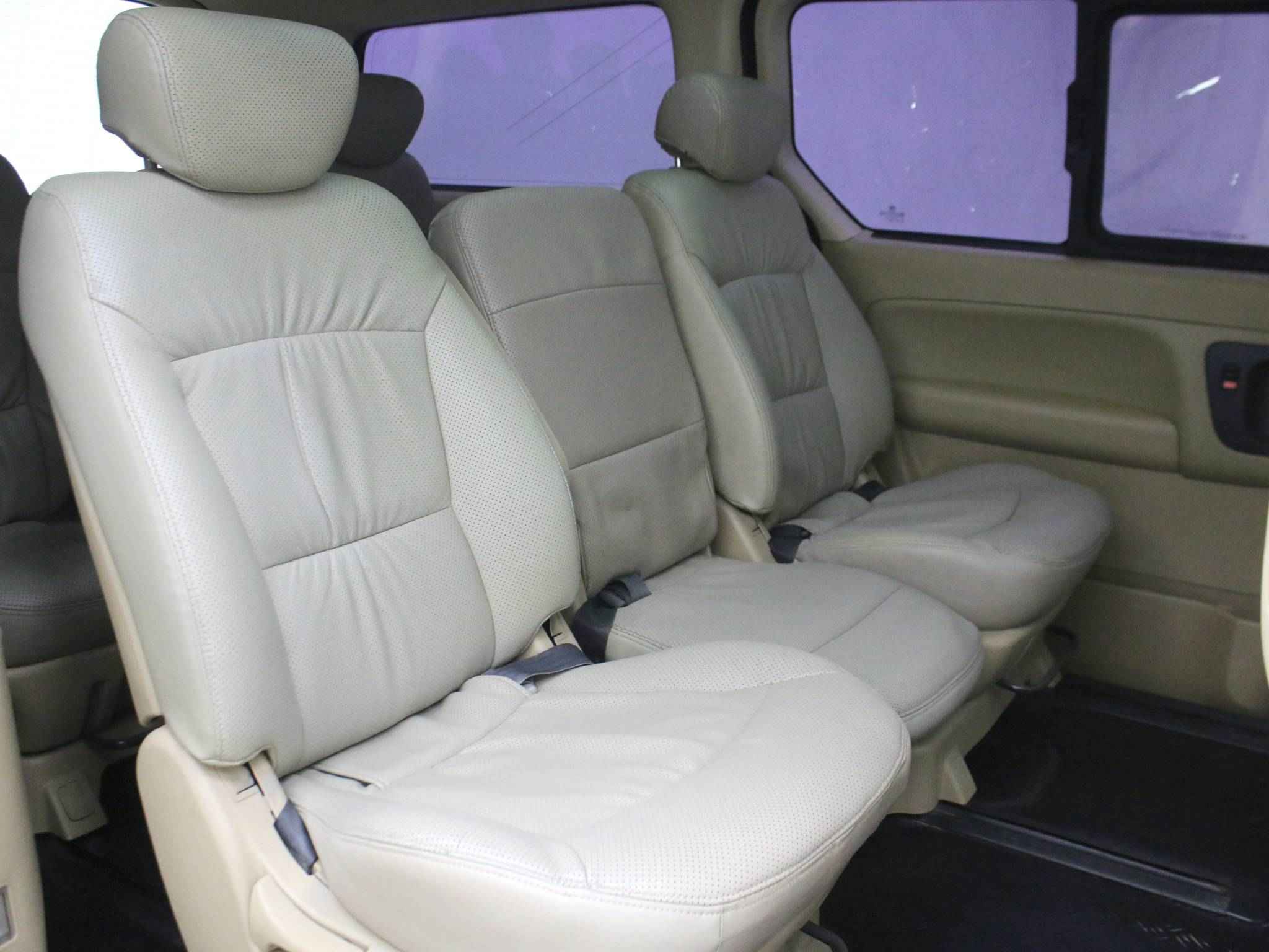 Hyundai Grand Starex, I