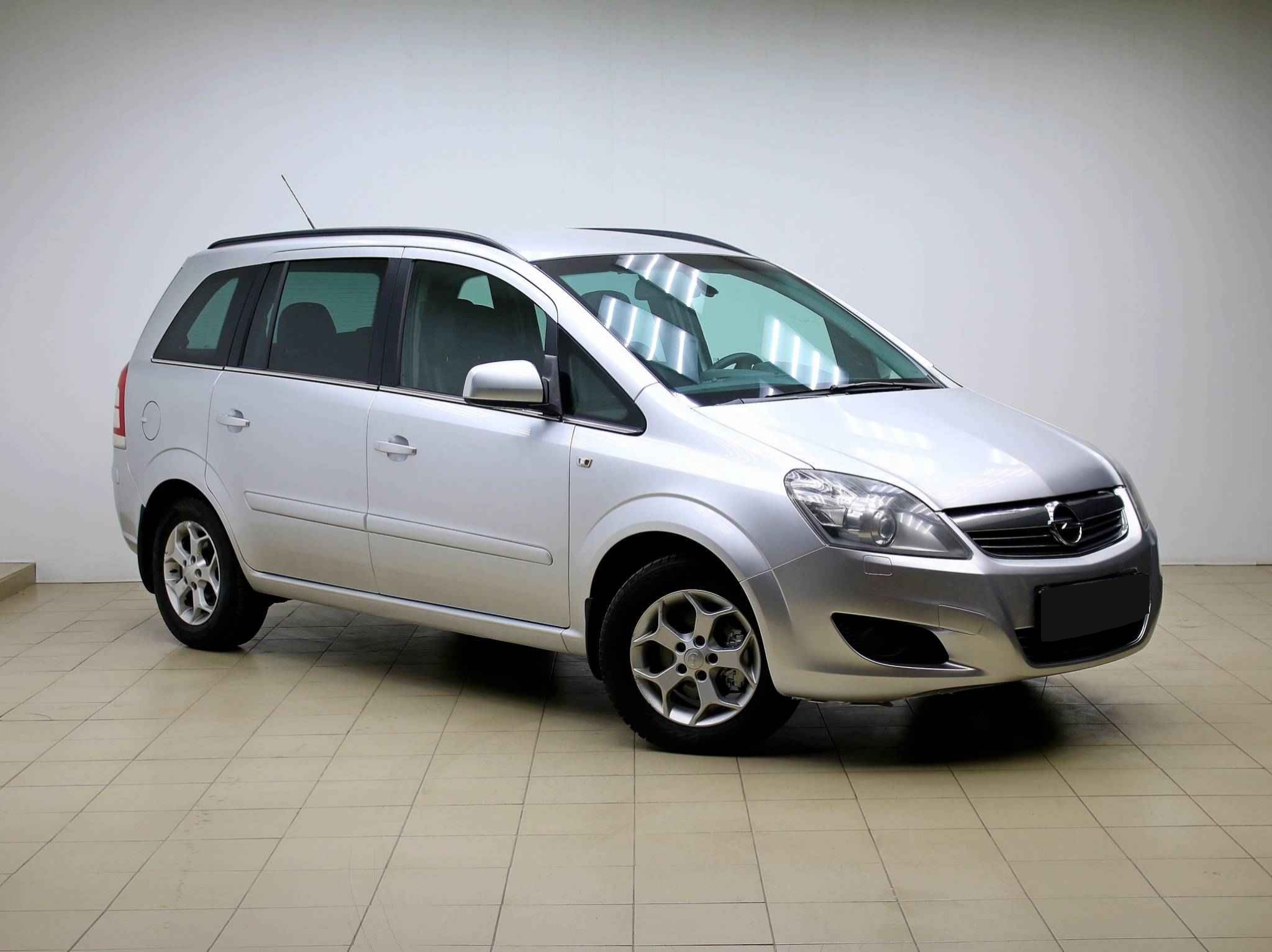 Opel Zafira, B Рестайлинг