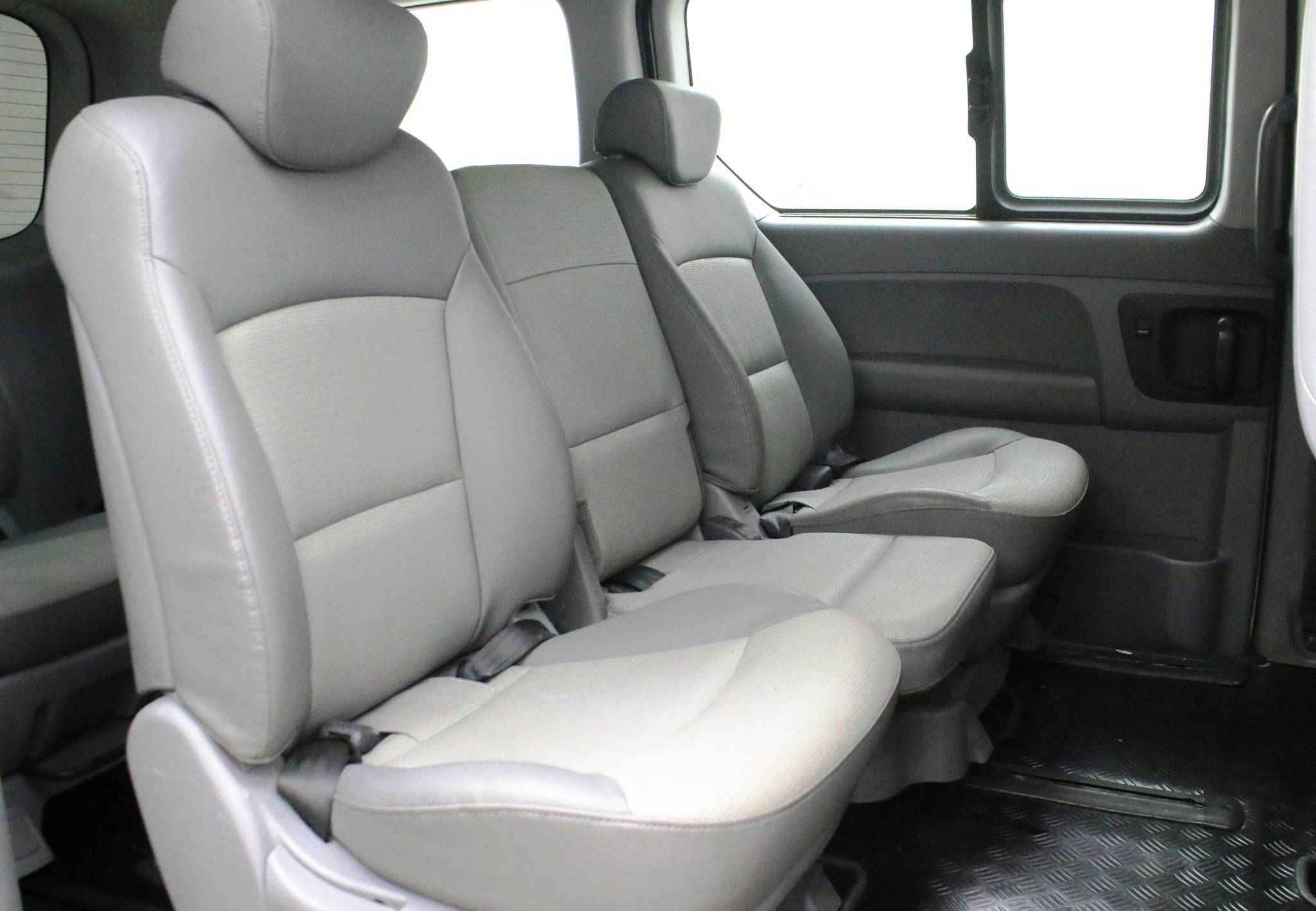 Hyundai Grand Starex, I