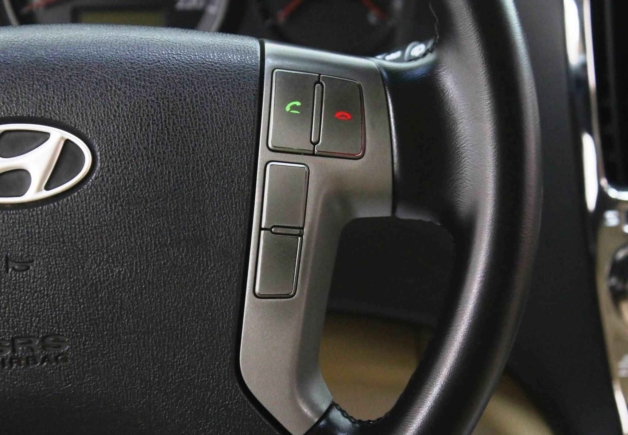 Hyundai Grand Starex, I