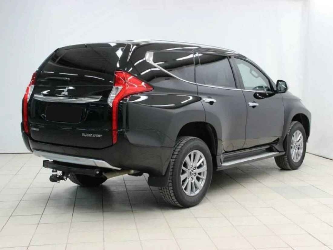 Mitsubishi Pajero Sport, III