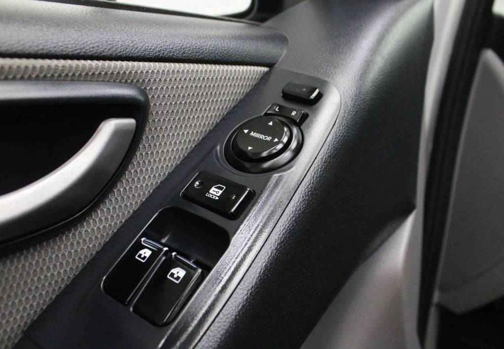 Hyundai Grand Starex, I