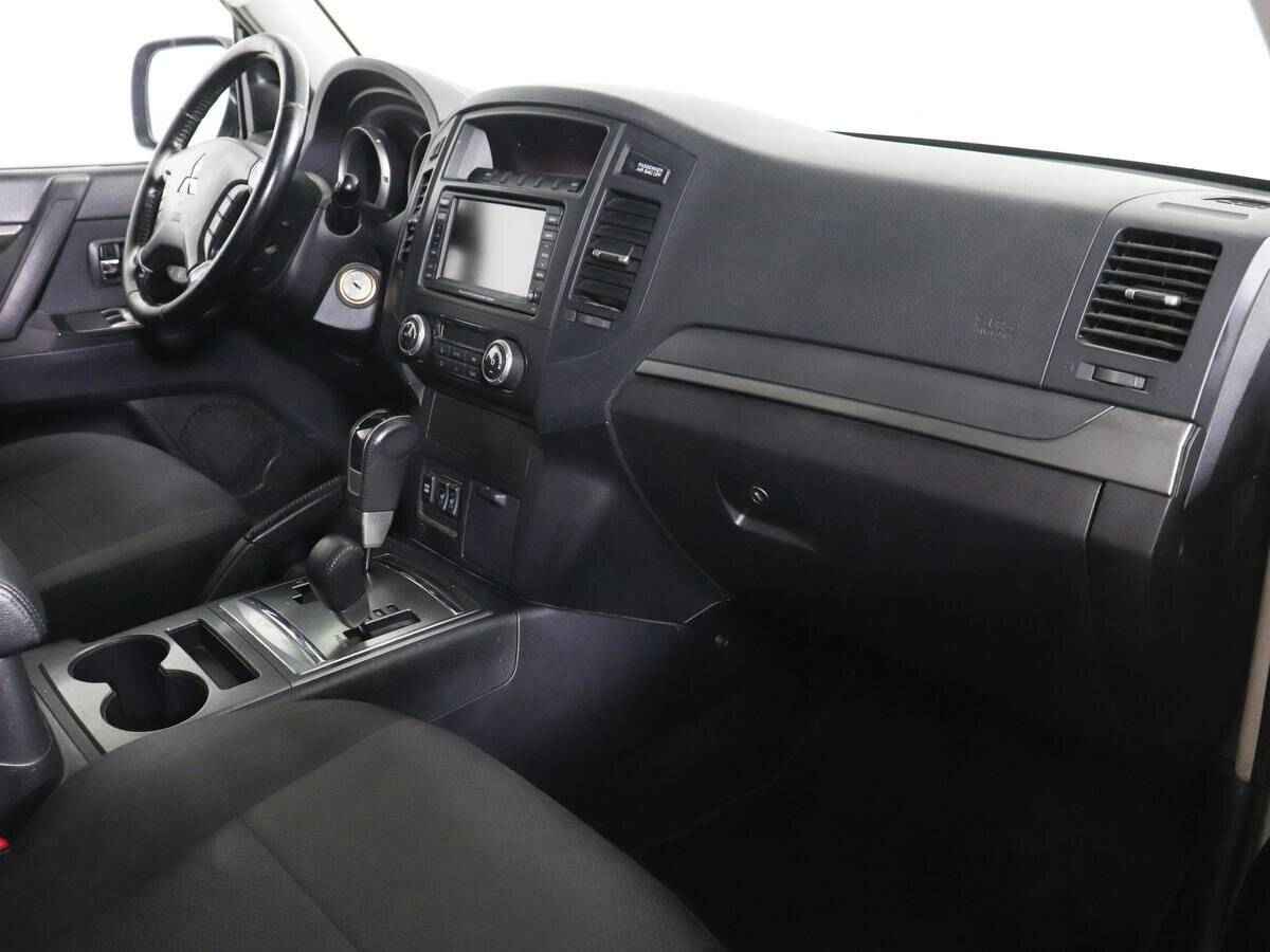 Mitsubishi Pajero, IV