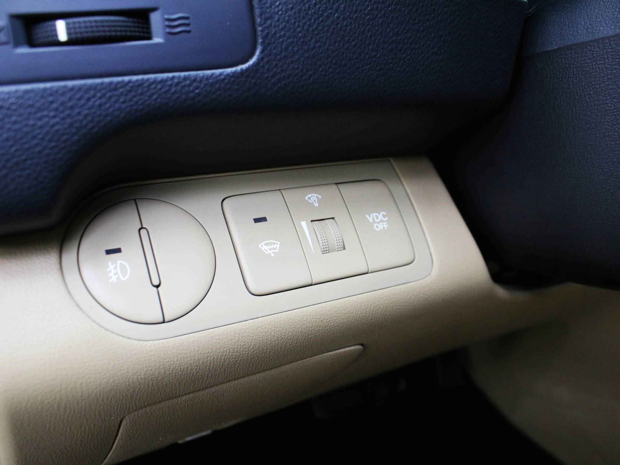 Hyundai Grand Starex, I