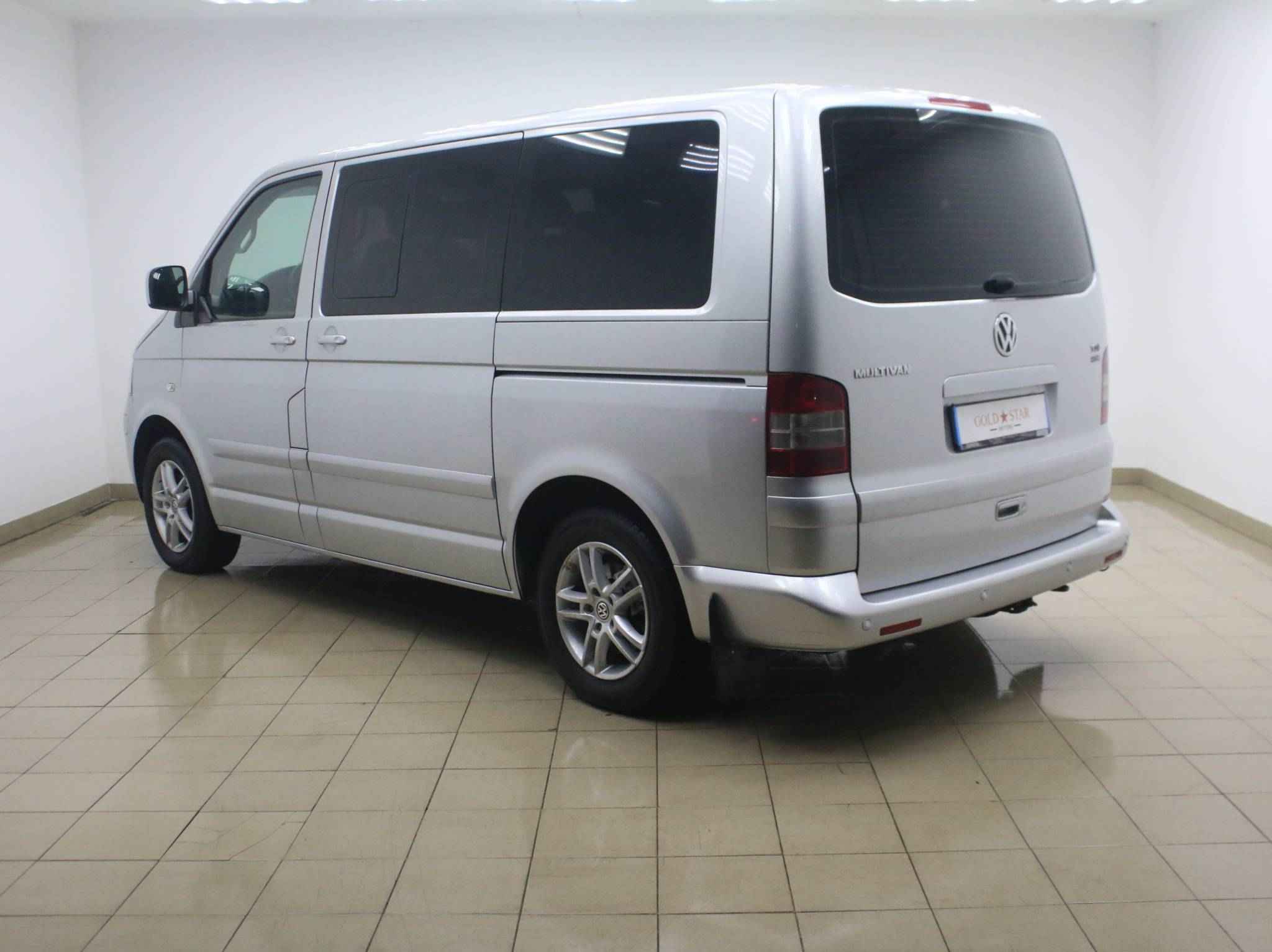 Volkswagen Multivan, T5