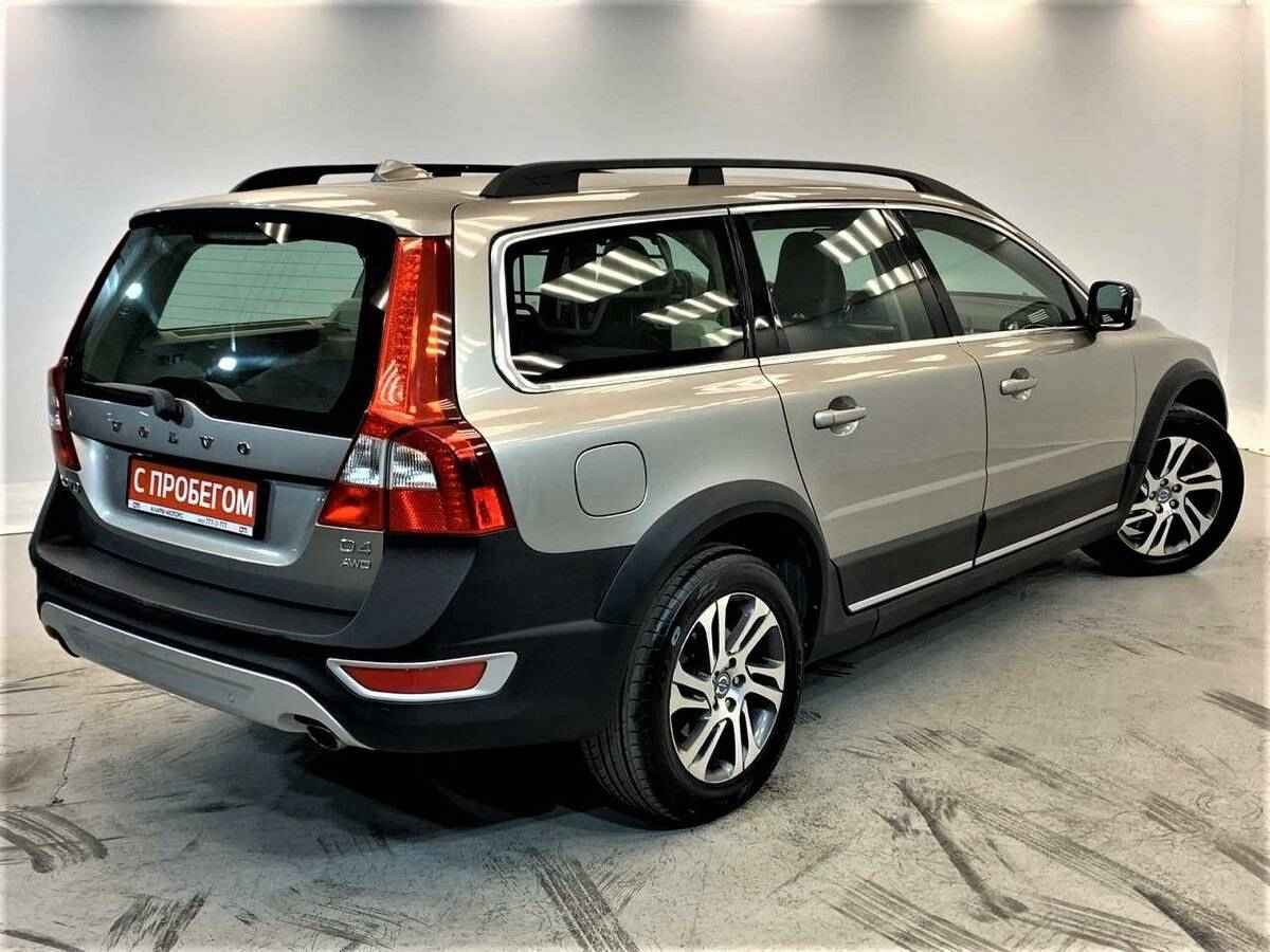 Volvo XC70, II