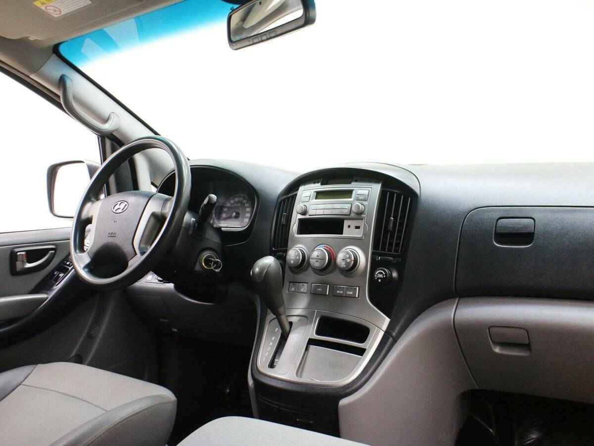 Hyundai Grand Starex, I