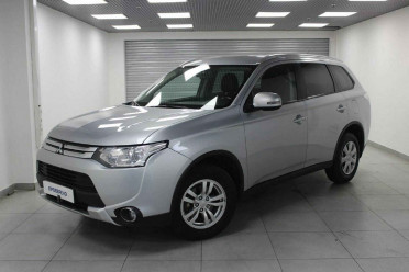 Mitsubishi Outlander, III