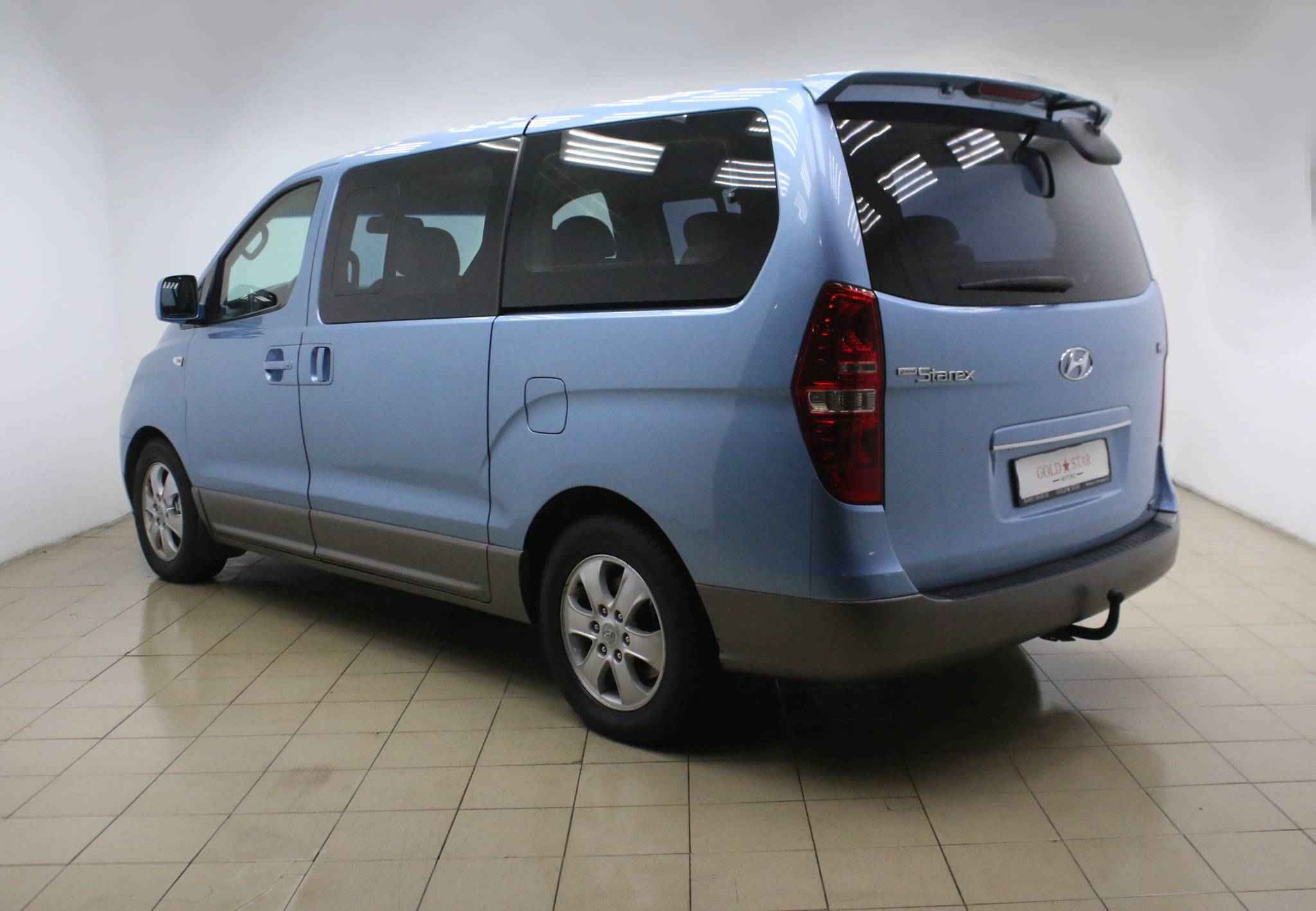 Hyundai Grand Starex, I