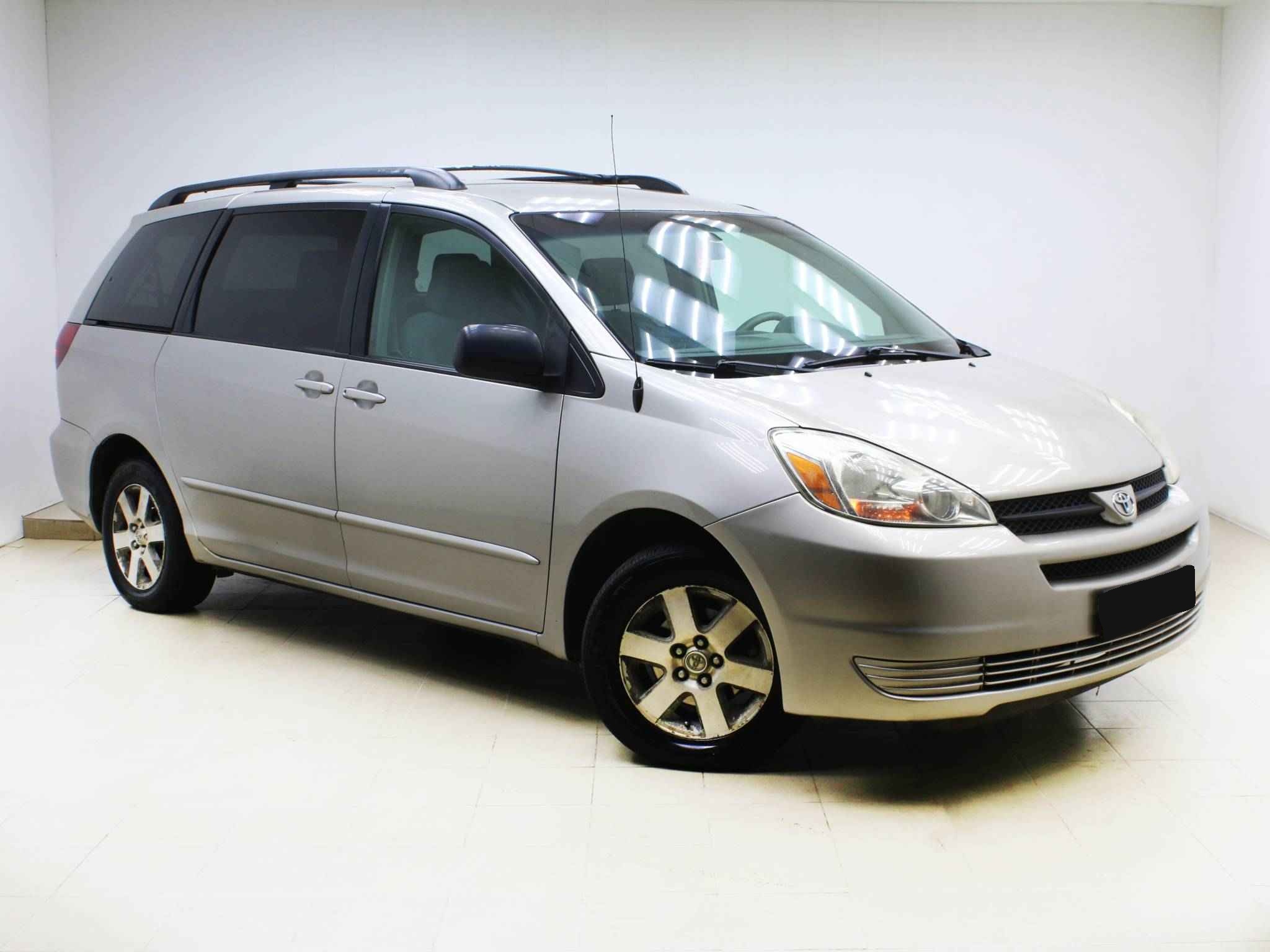 Toyota Sienna, II