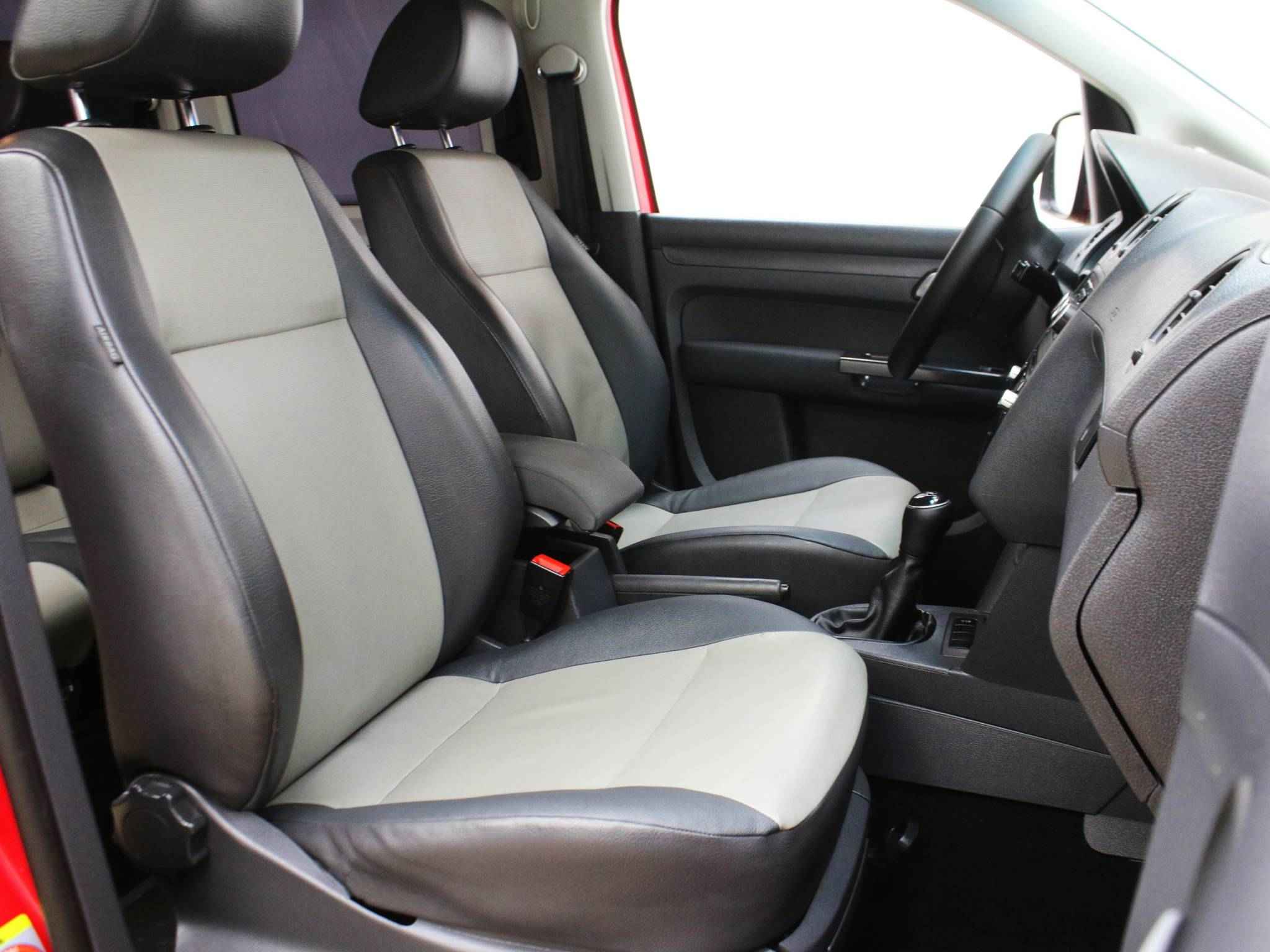 Volkswagen Caddy, III Рестайлинг