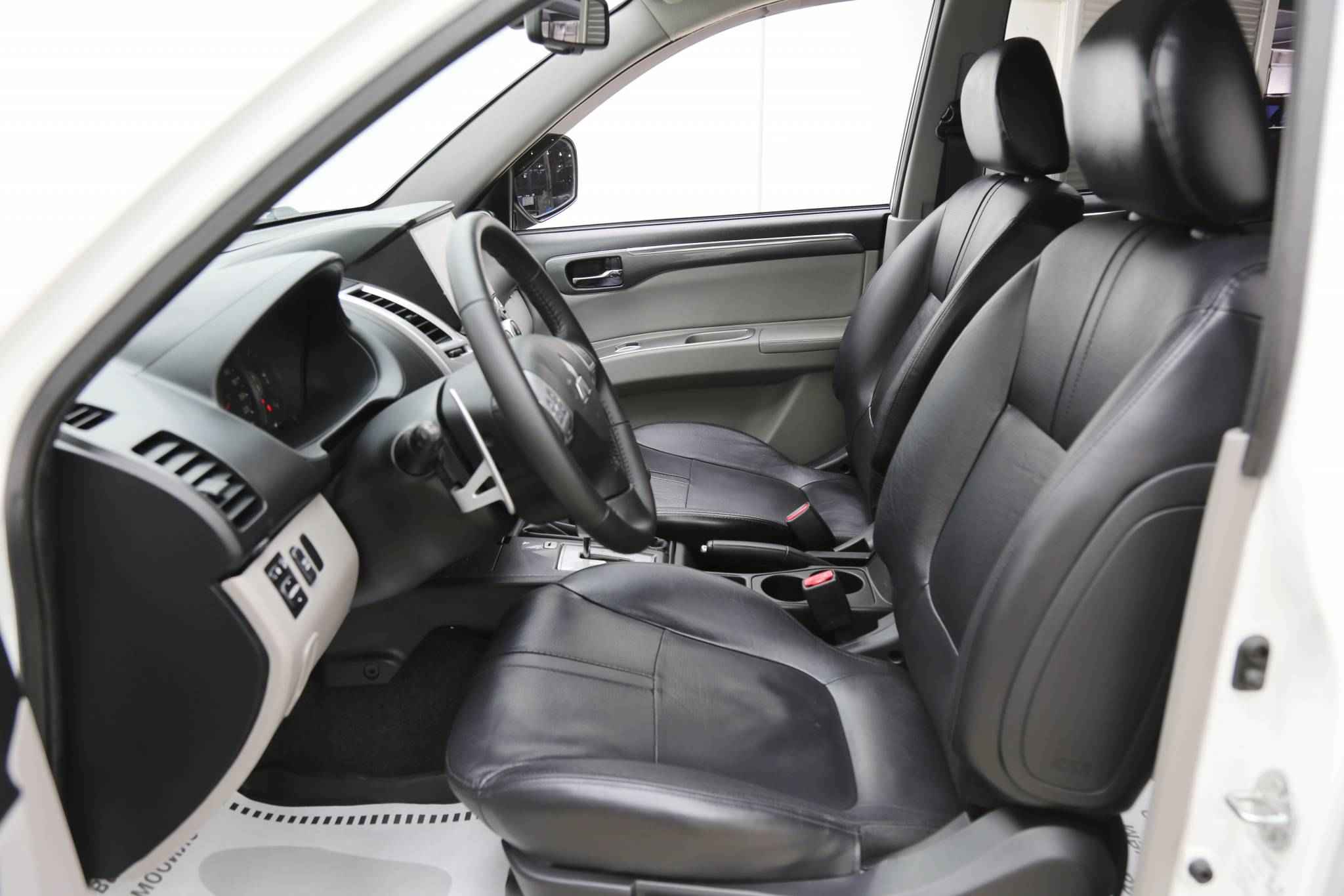 Mitsubishi Pajero Sport, II Рестайлинг