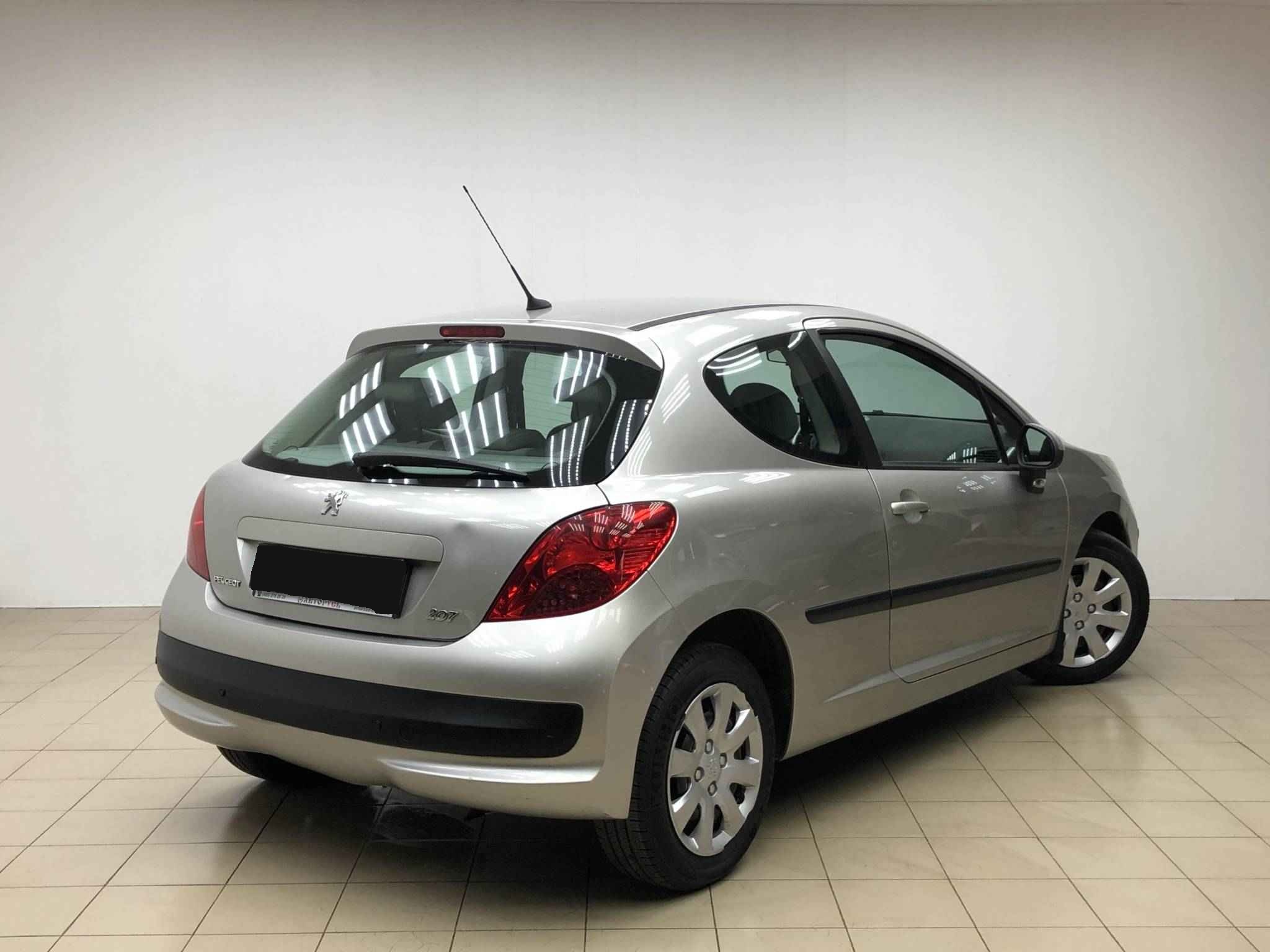 Peugeot 207, I