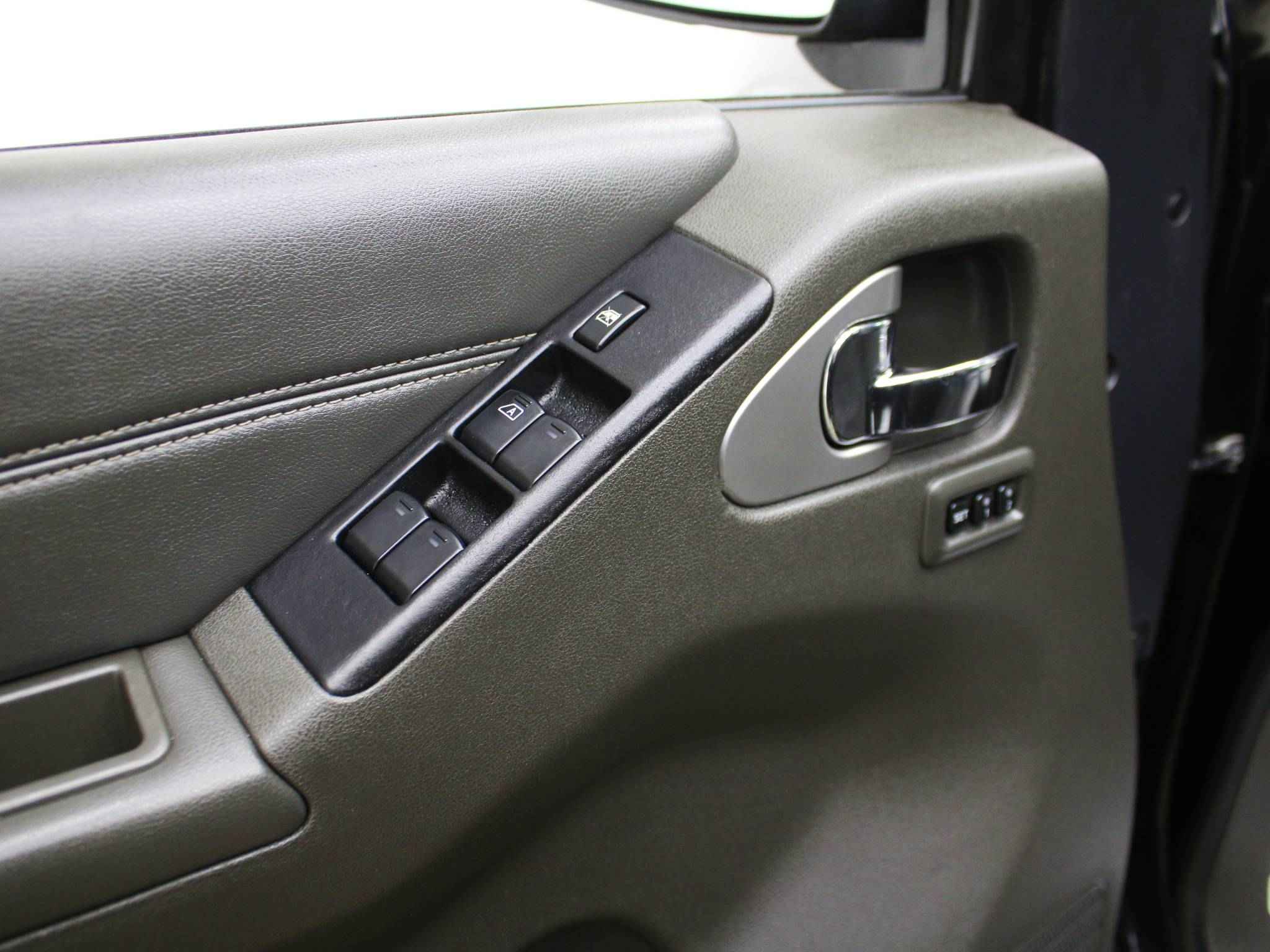 Nissan Pathfinder, III Рестайлинг