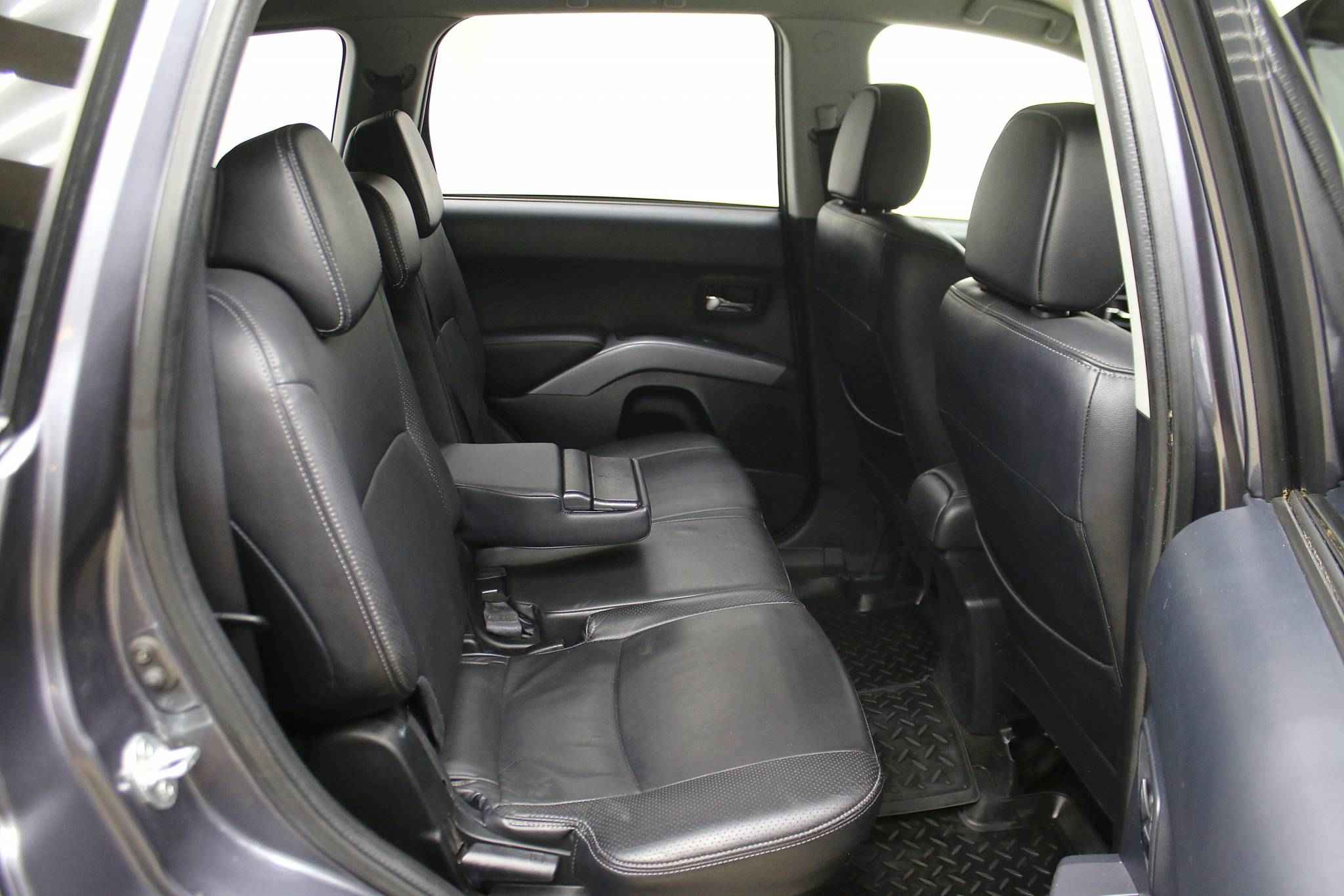 Mitsubishi Outlander, II