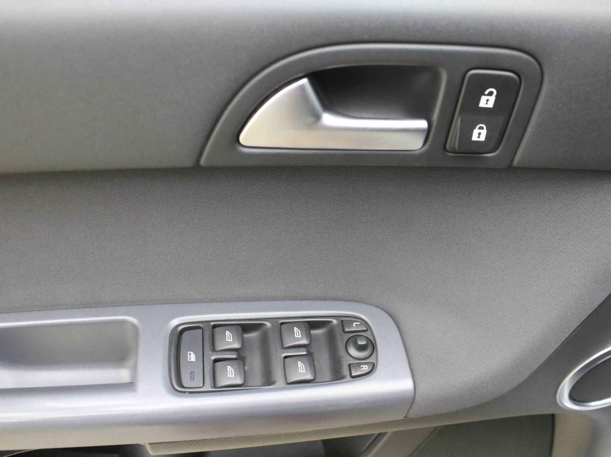 Volvo V50, I Рестайлинг