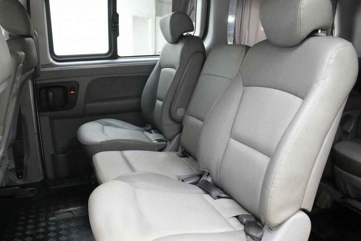 Hyundai Grand Starex, I
