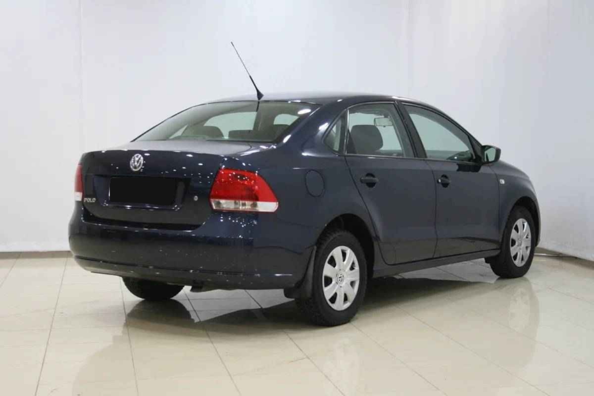 Volkswagen Polo, V