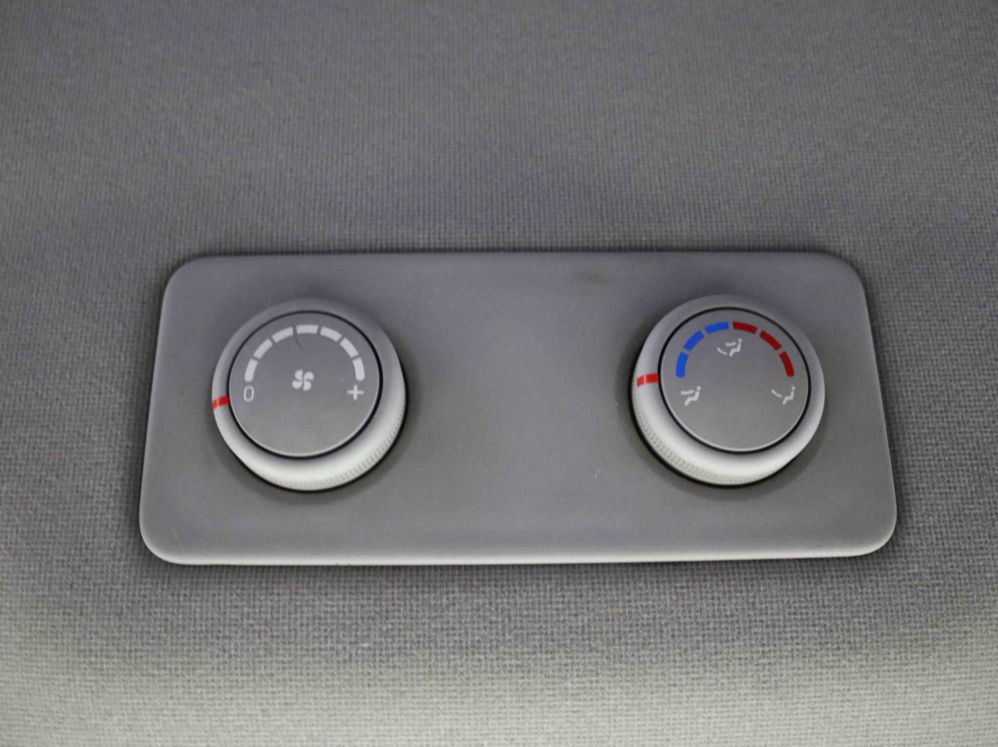 Hyundai Grand Starex, I