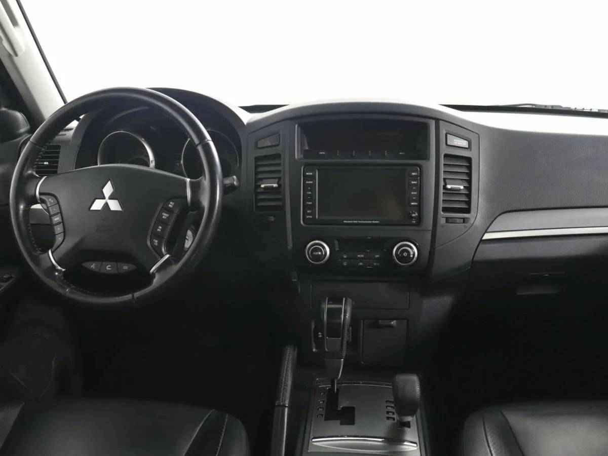 Mitsubishi Pajero, IV