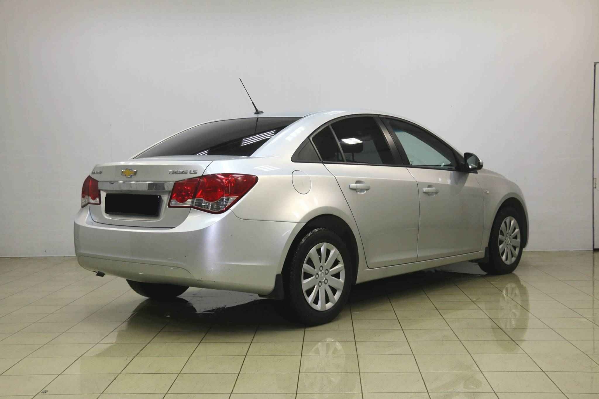 Chevrolet Cruze, I