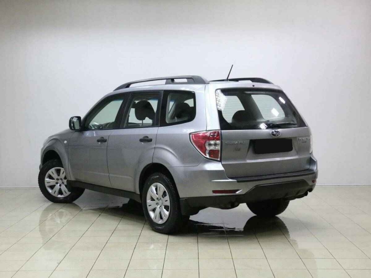 Subaru Forester, III