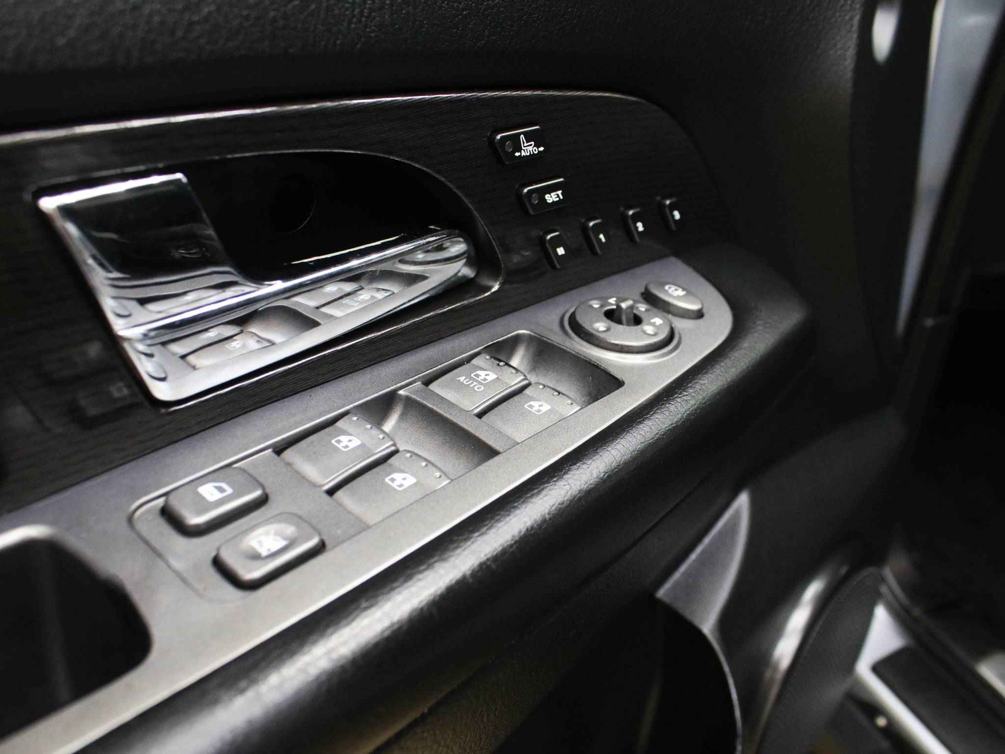 SsangYong Rexton, II