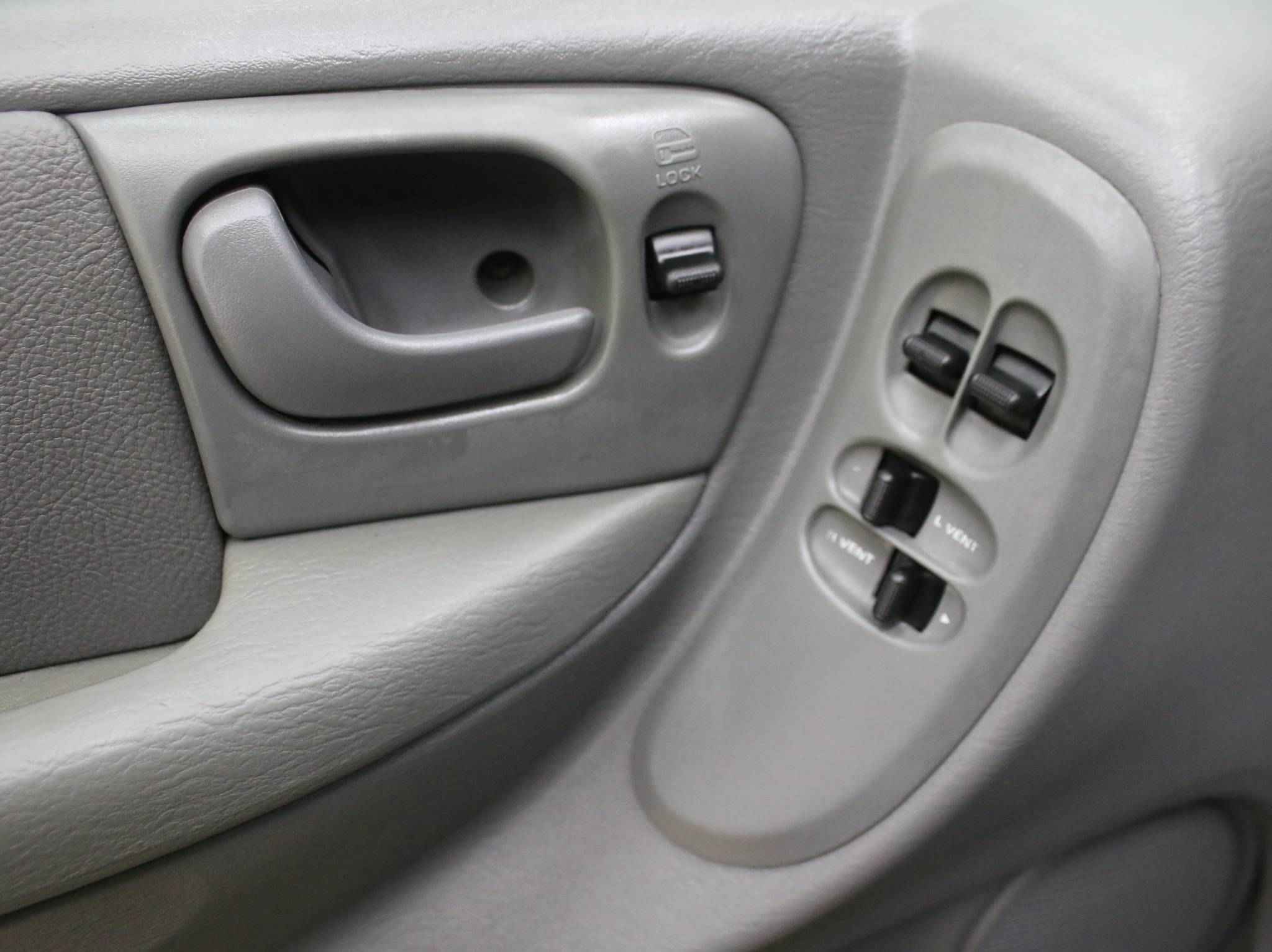 Chrysler Town & Country, IV Рестайлинг