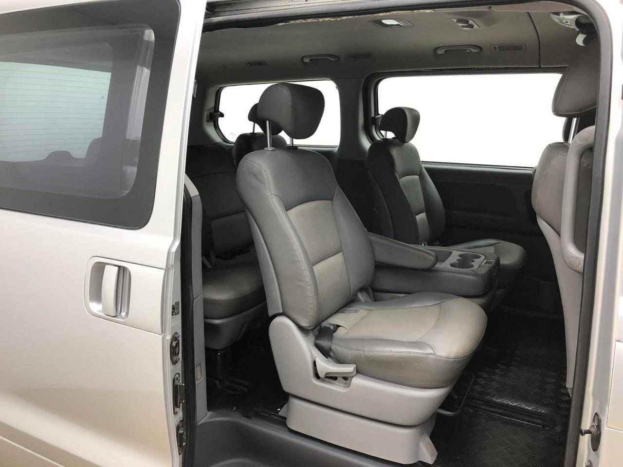 Hyundai Grand Starex, I