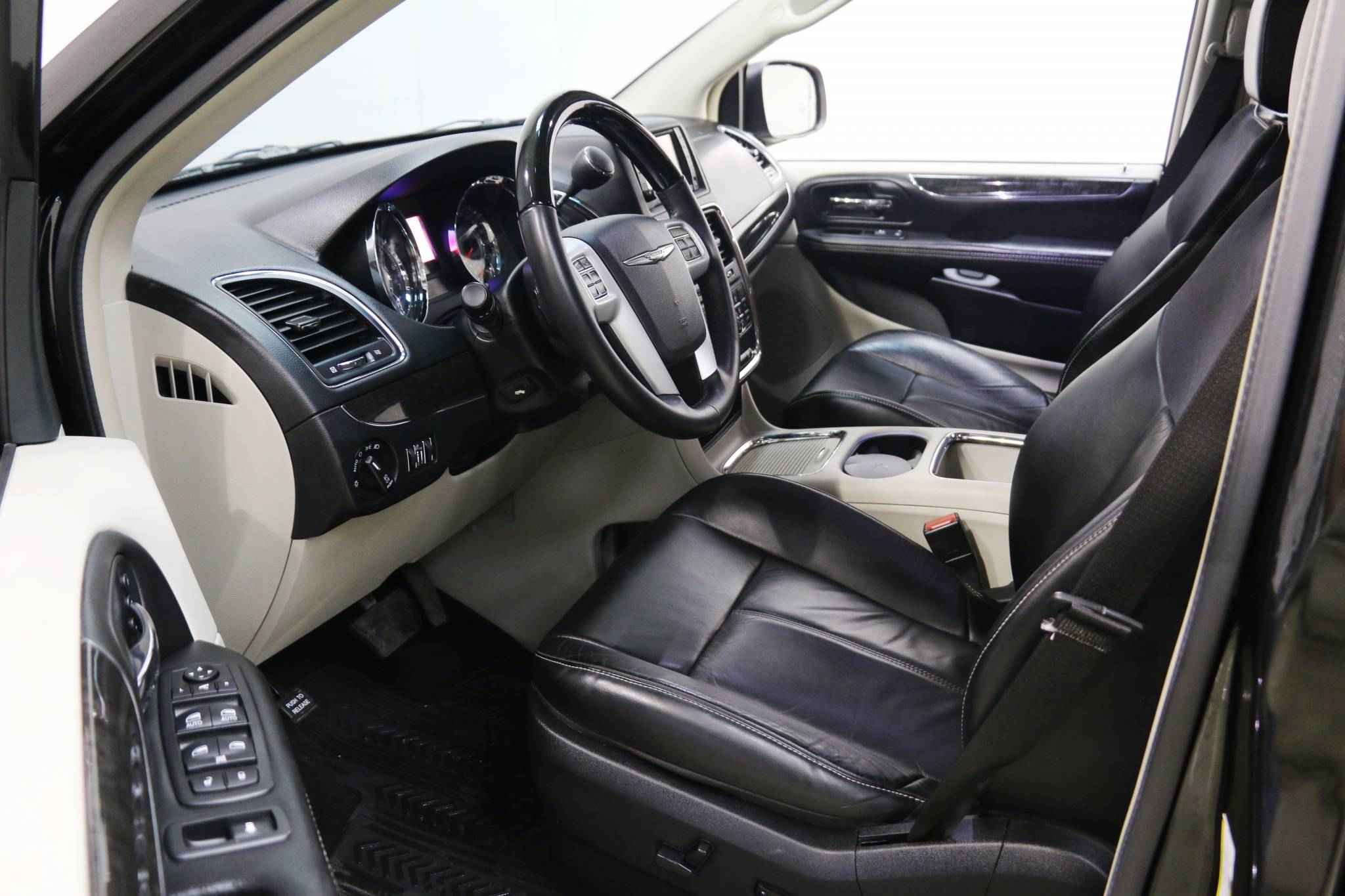 Chrysler Voyager, V Рестайлинг