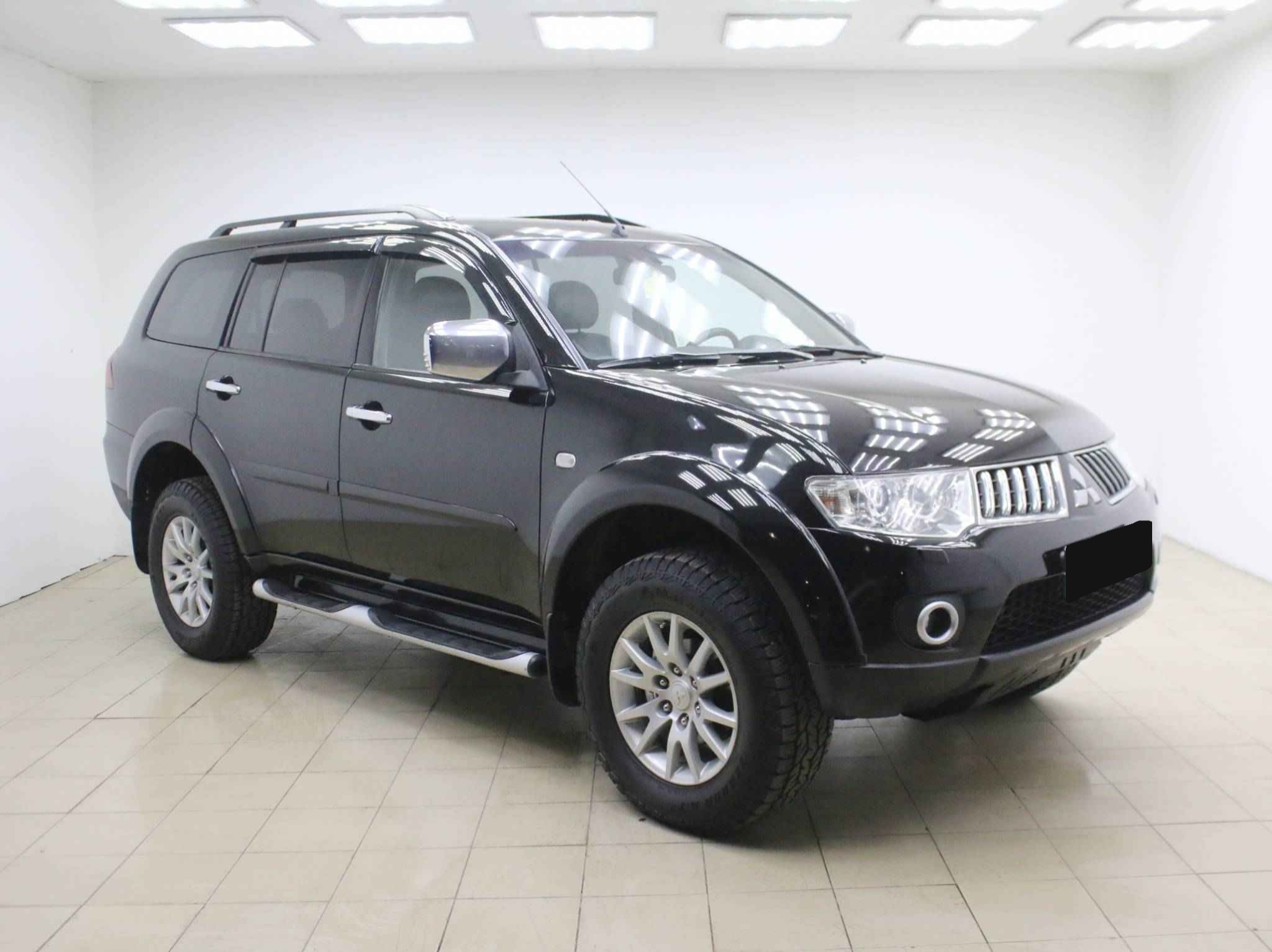 Mitsubishi Pajero Sport, II