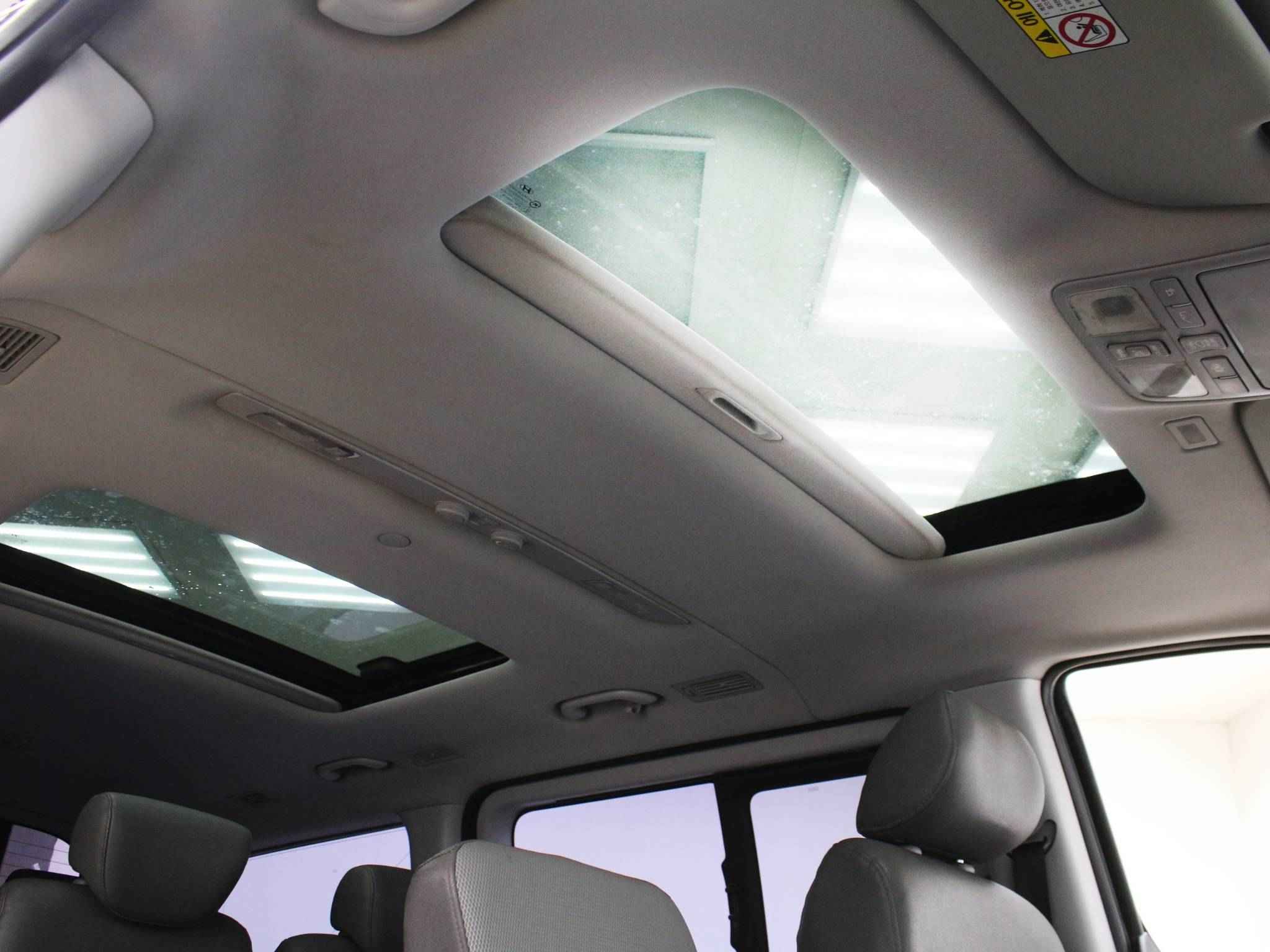 Hyundai Grand Starex, I