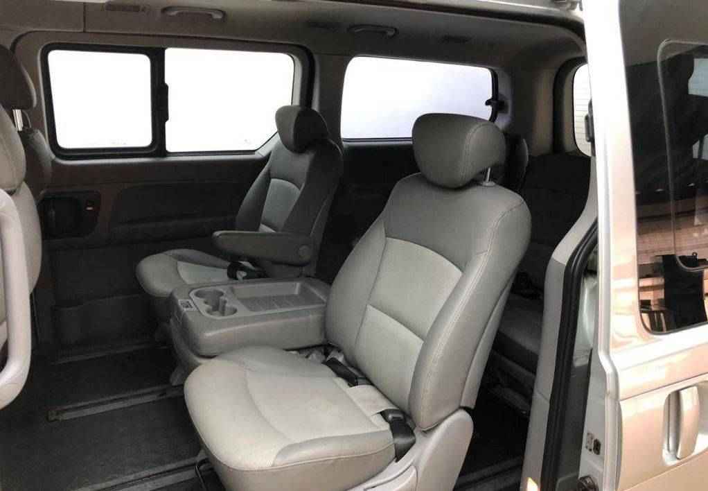 Hyundai Grand Starex, I