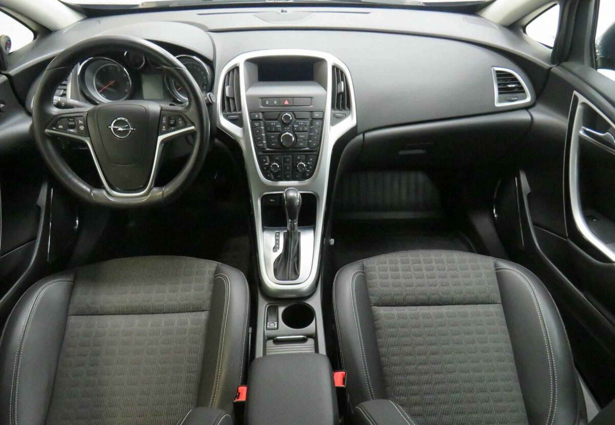 Opel Astra, J Рестайлинг