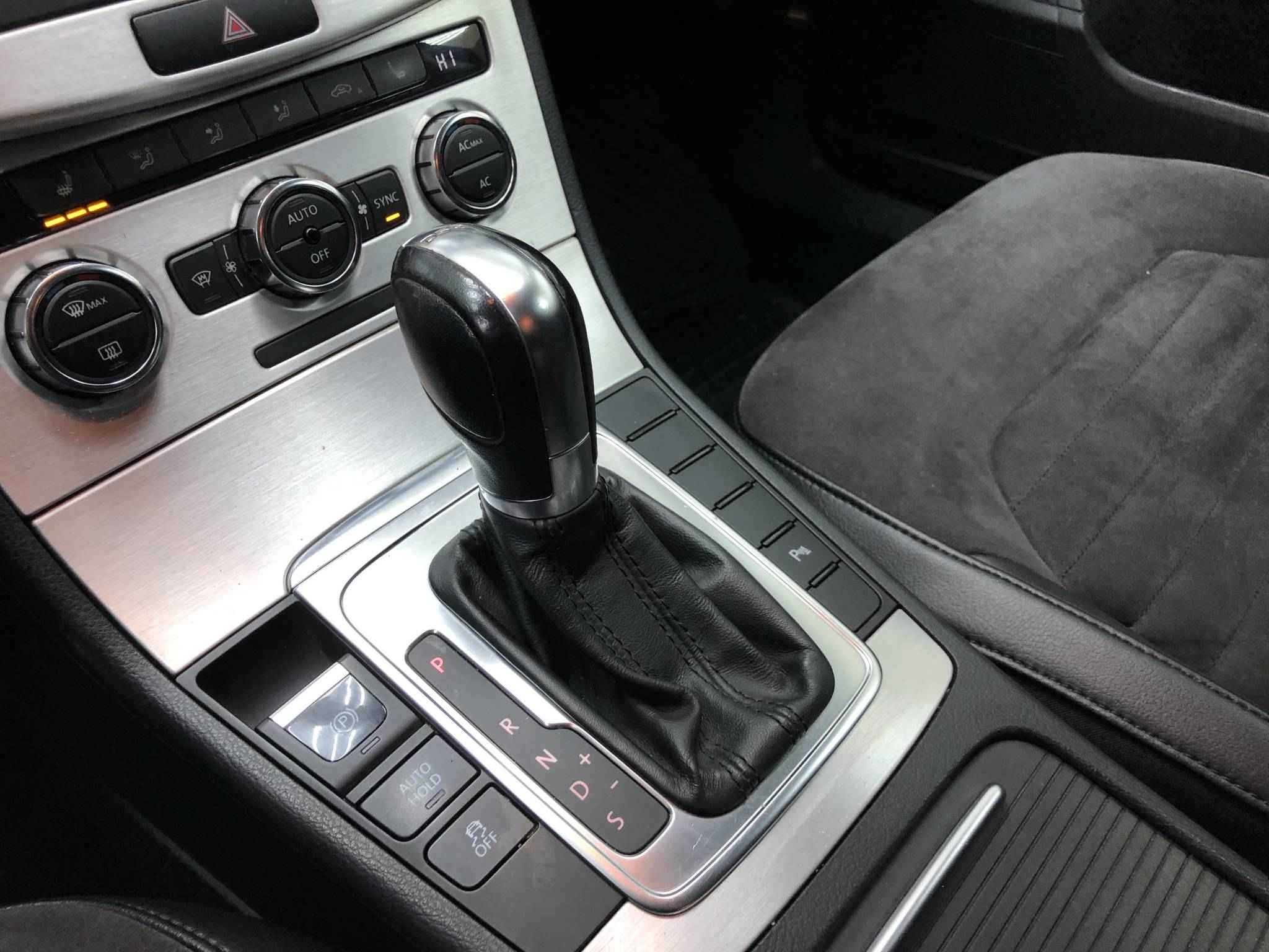 Volkswagen Passat, B7