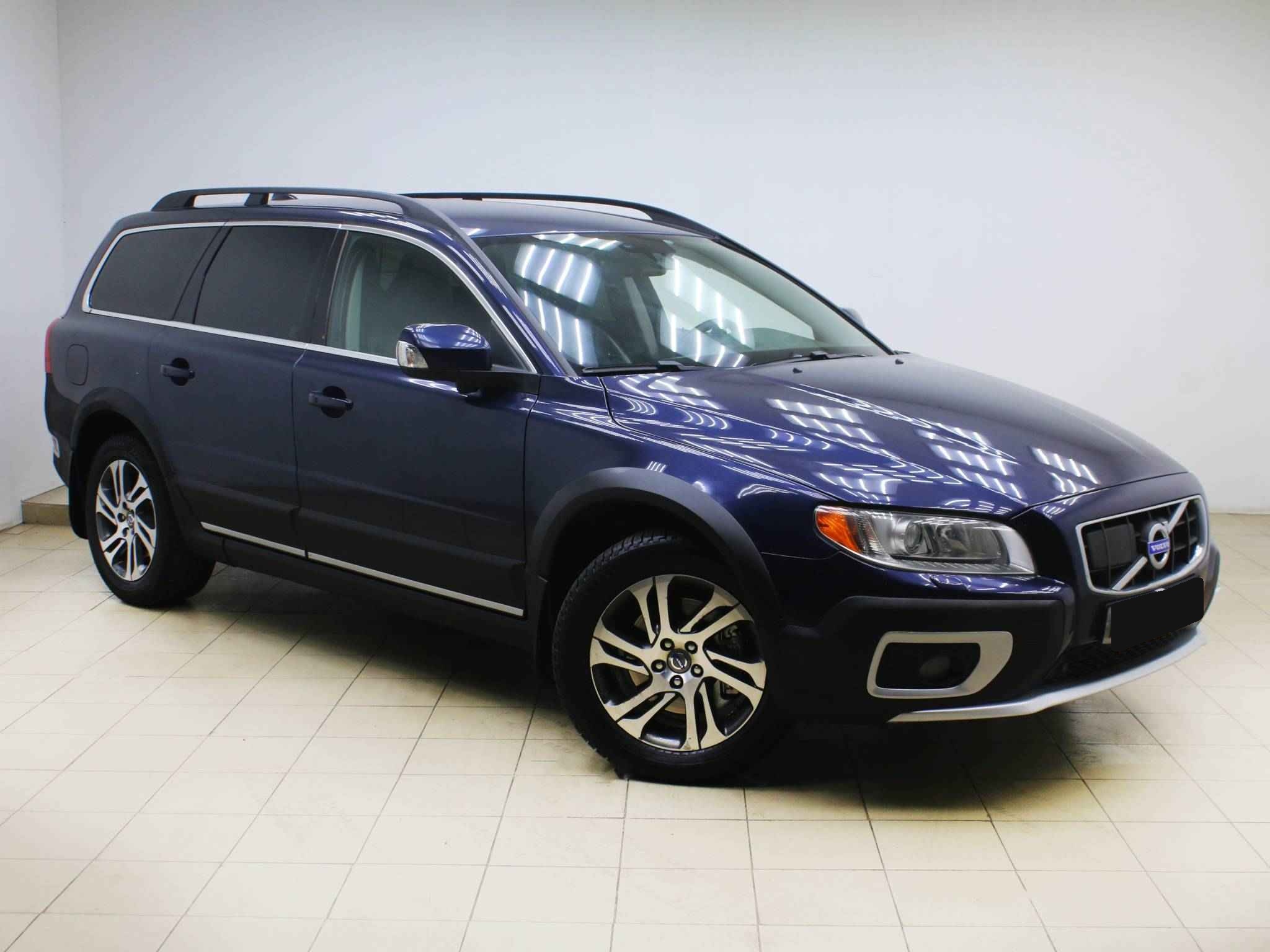 Volvo XC70, II