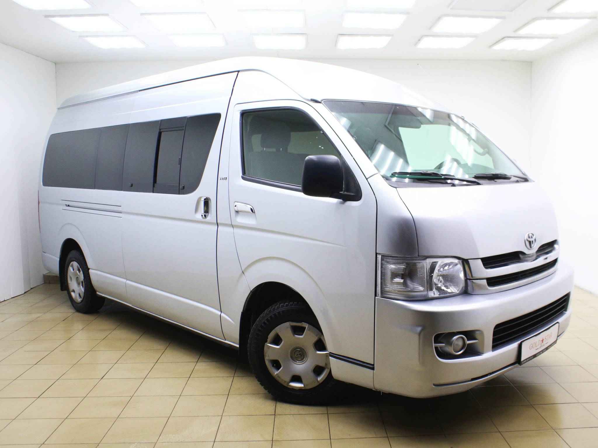 Toyota HiAce, H200