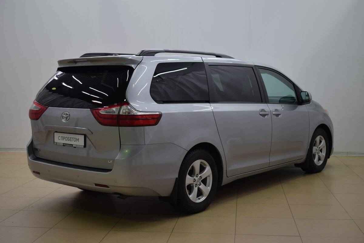 Toyota Sienna, III Рестайлинг